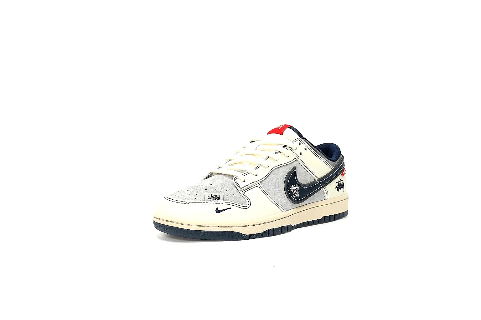 Kako Scout comparison images for Nike White Navy Red Low Court thumbnail 6