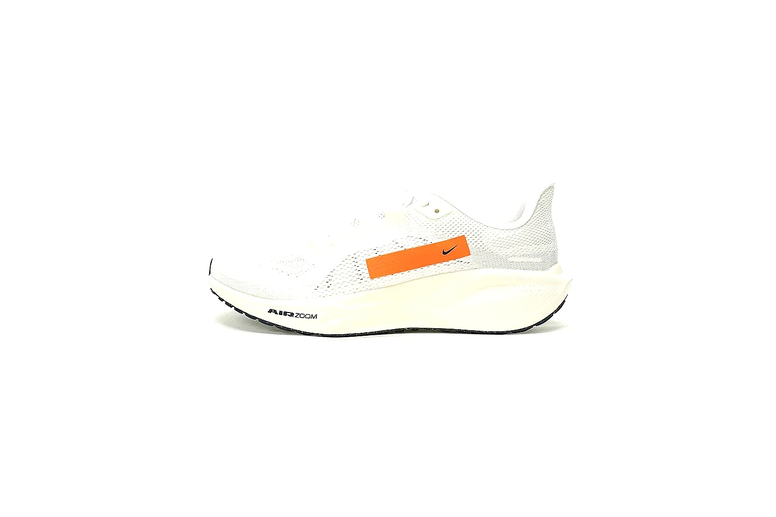 Kako Scout comparison images for Nike White Orange Runner Sneaker