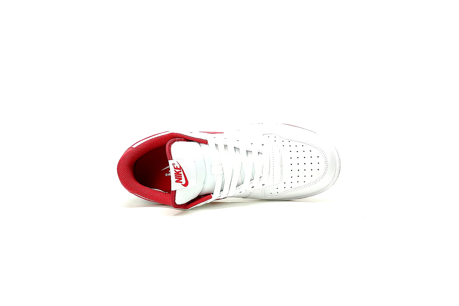 Kako Scout comparison images for Nike White Red High-Top Court Sneaker thumbnail 2