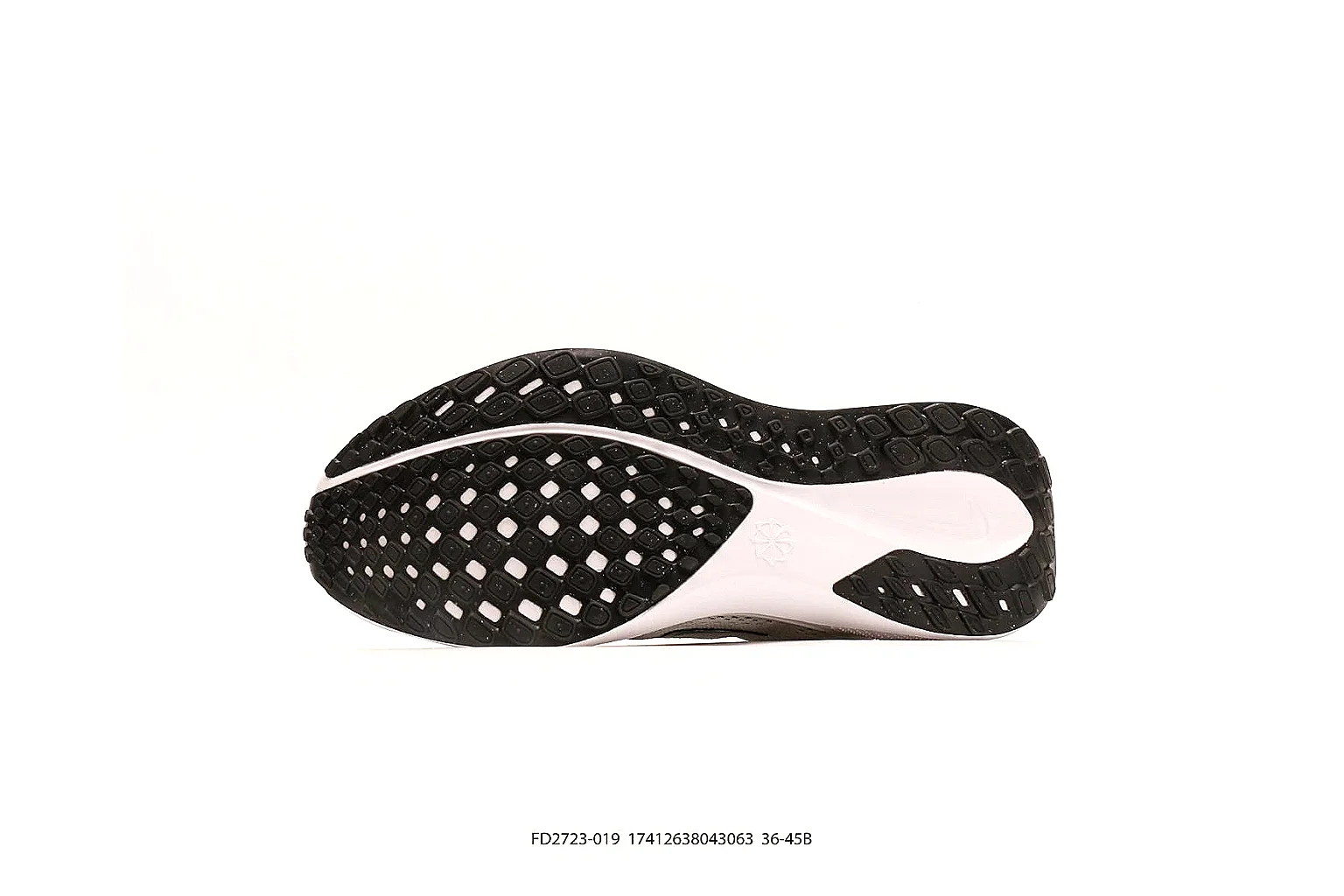 Nike Zoom Vomero White Black Sneaker 4980 comparison gallery with QC evidence thumbnail 3
