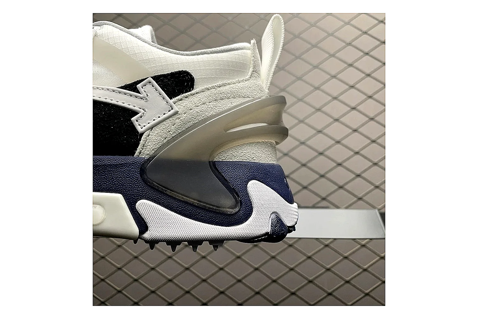 Off-White Out Of Office White Navy comparison signal photo with white navy out-of-office low-top with mixed upper and low top shape thumbnail 3