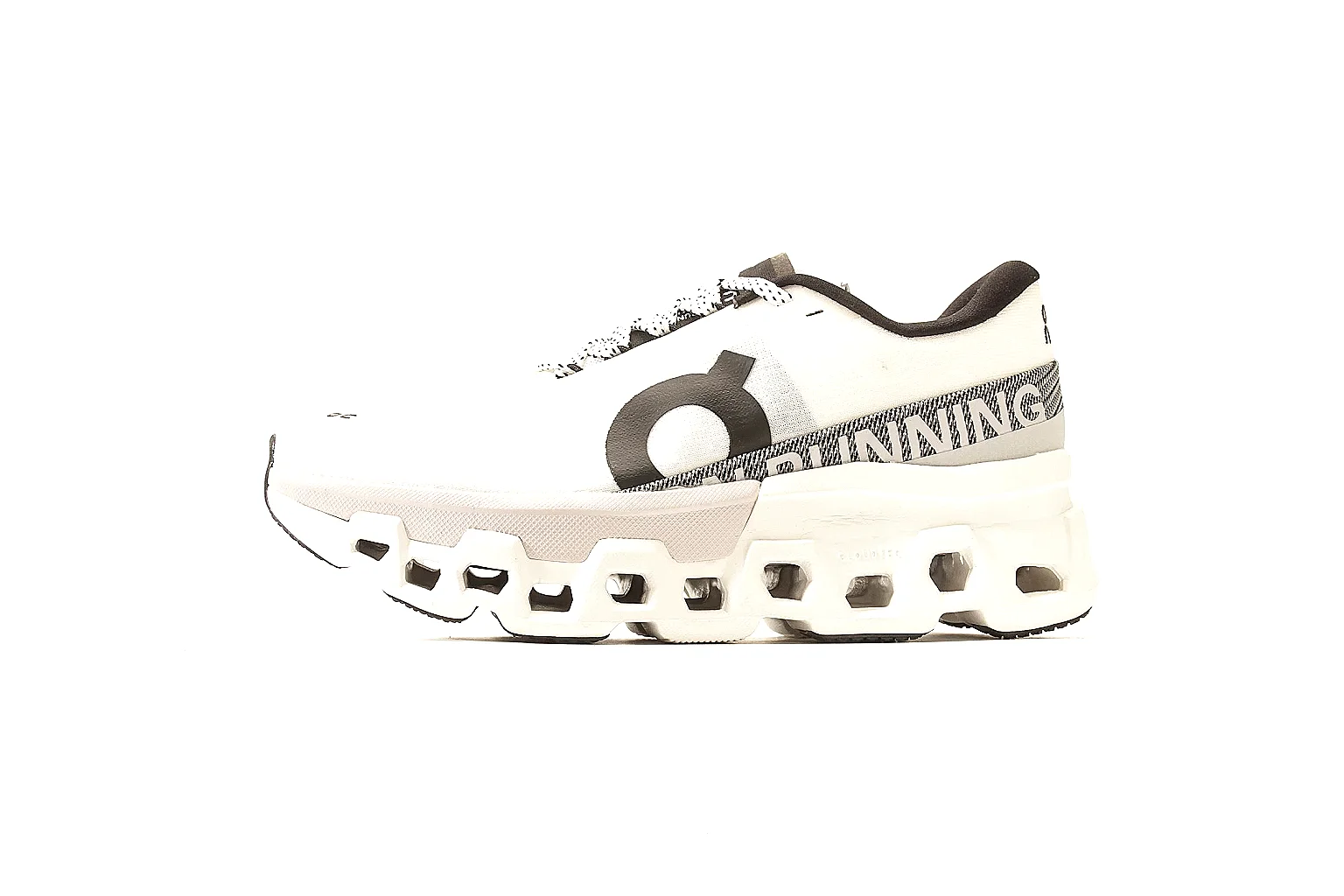 Kako Scout comparison images for On White Black Cloud Runner thumbnail 2