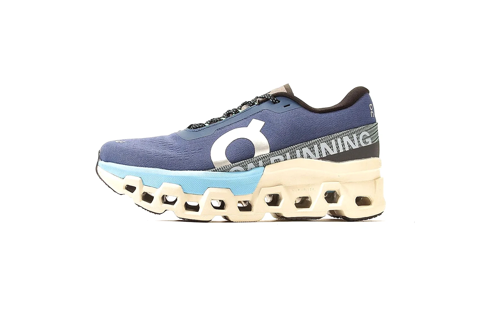 Kako Scout comparison images for On Blue White Cloud Runner thumbnail 2
