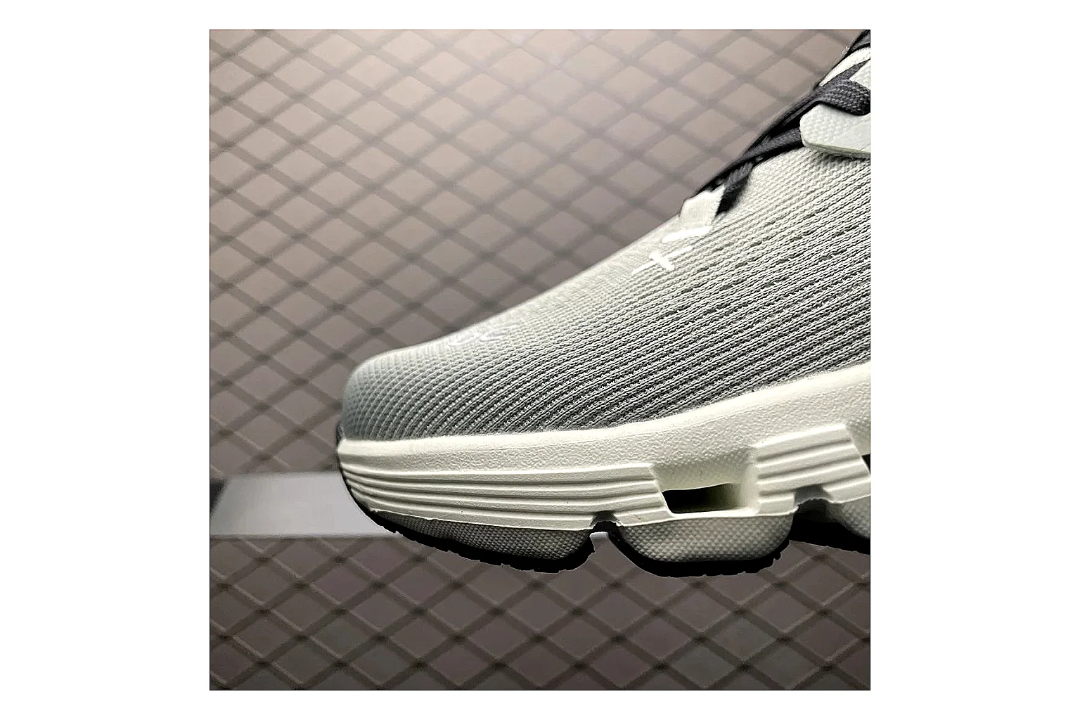 On Cloud X Grey Green Sneaker comparison signal photo with grey green cloud x trainer with mixed upper and trainer shape thumbnail 5
