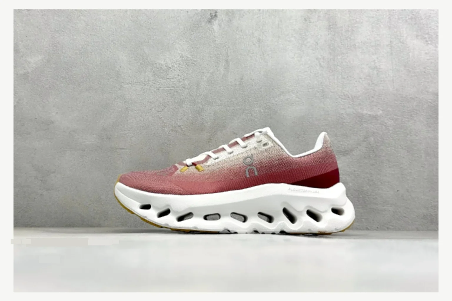 On Cloudtilt White Blue Runner comparison proof image SKU 1182167416