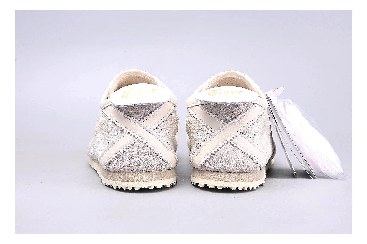 Onitsuka Tiger Mexico 66 Cream comparison signal photo with cream mexico 66 low-top with mixed upper and low top shape thumbnail 3