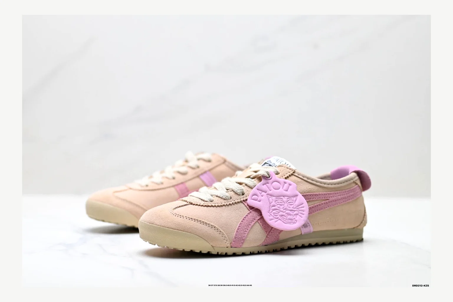 Onitsuka Tiger Beige Pink Sneaker comparison signal photo with pink beige retro stripe low-top with mixed-material upper and low-profile shape thumbnail 3