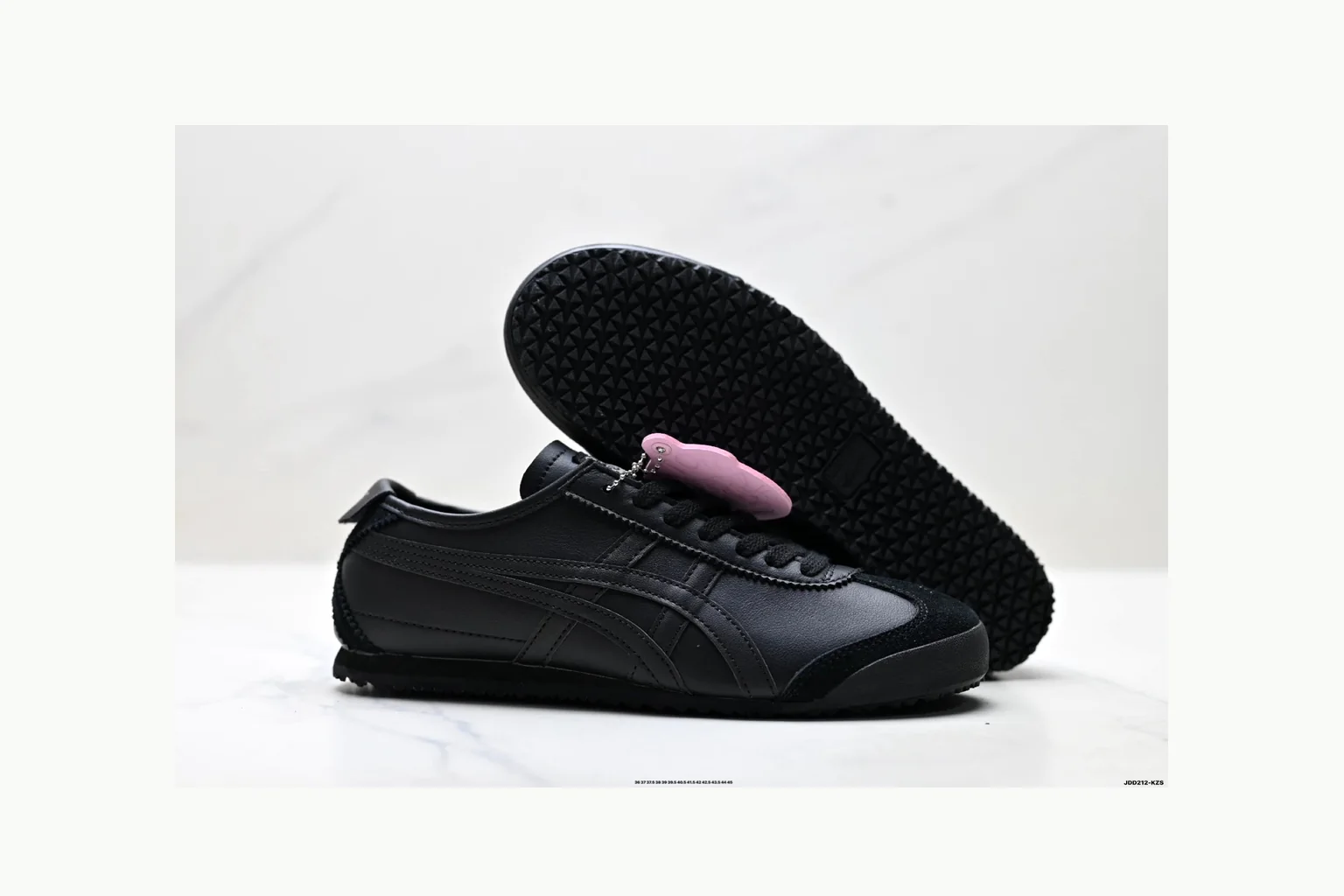 Onitsuka Tiger Black Leather Sneaker comparison signal photo with black black leather retro low-top with leather upper and low top shape thumbnail 4