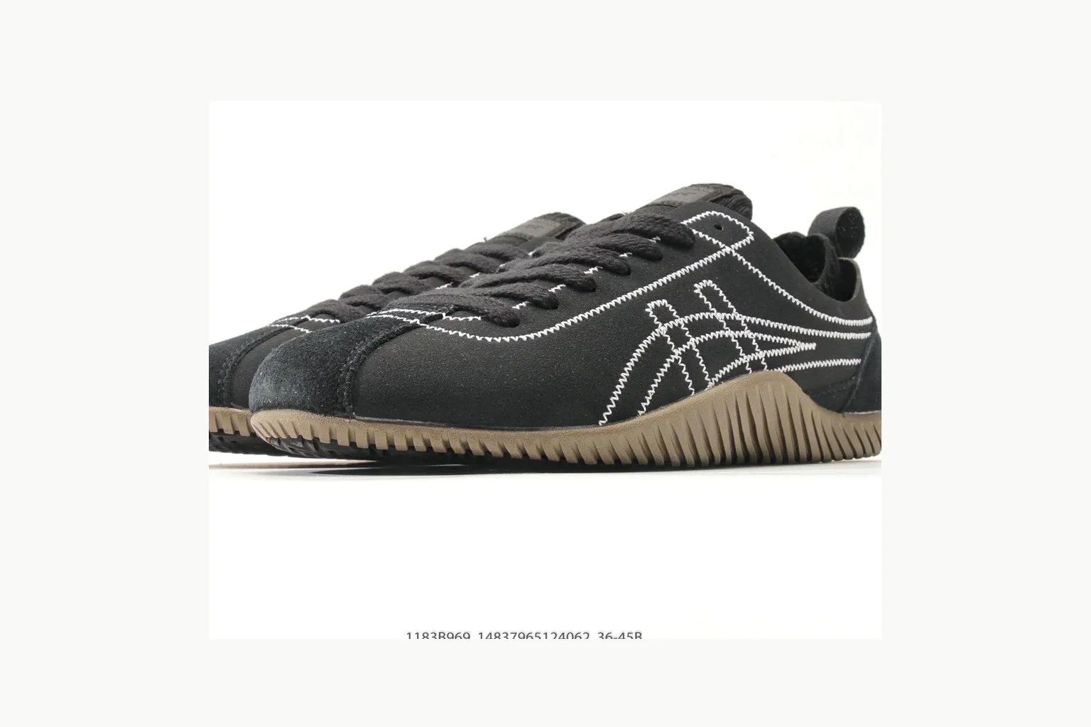 Onitsuka Tiger Black Gum Sneaker comparison signal photo with black gum black gum retro low-top with mixed upper and low top shape thumbnail 4