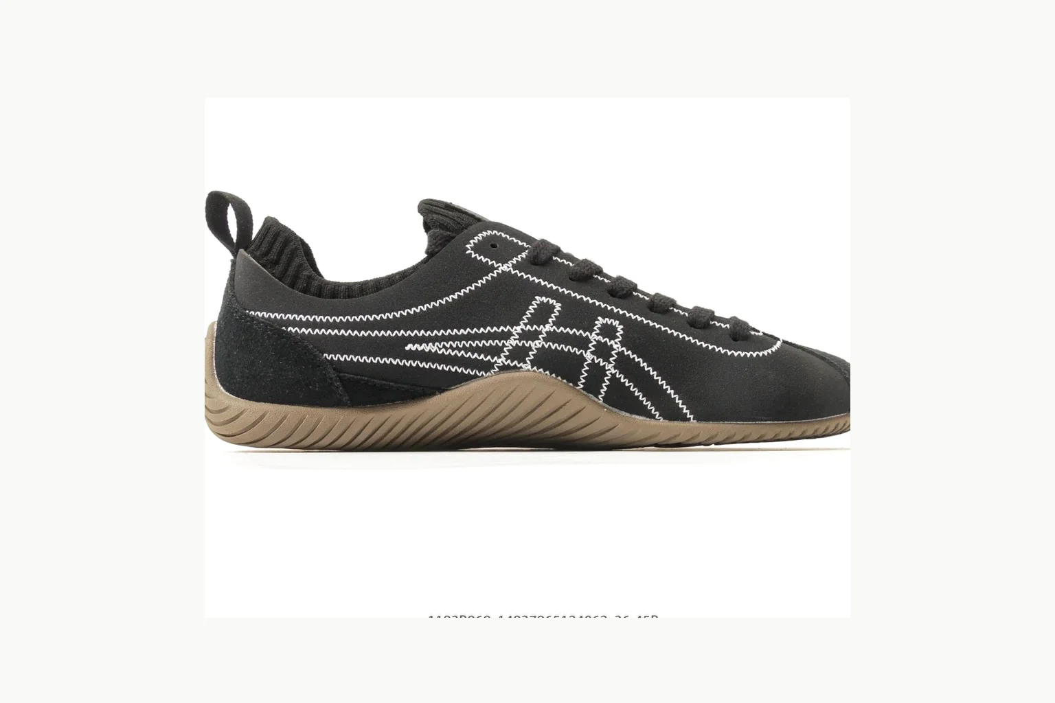 Onitsuka Tiger Black Gum Sneaker comparison signal photo with black gum black gum retro low-top with mixed upper and low top shape thumbnail 6