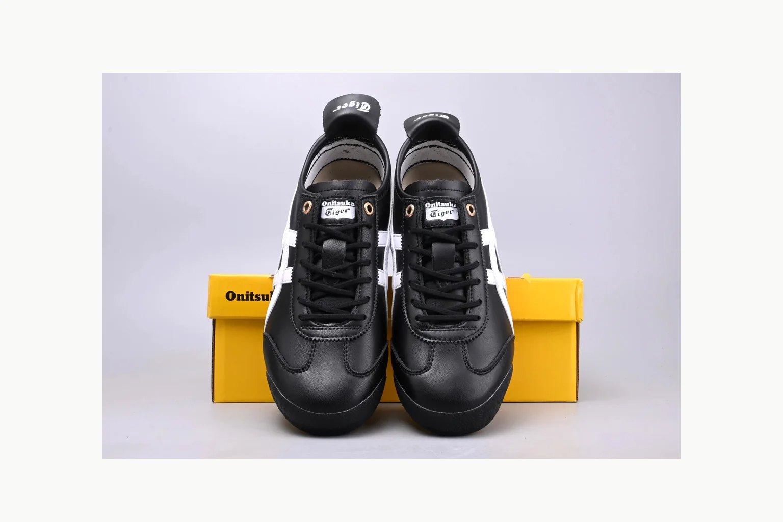 Onitsuka Tiger Black White Sneaker comparison signal photo with white black onitsuka tiger with mixed upper and low top shape thumbnail 4