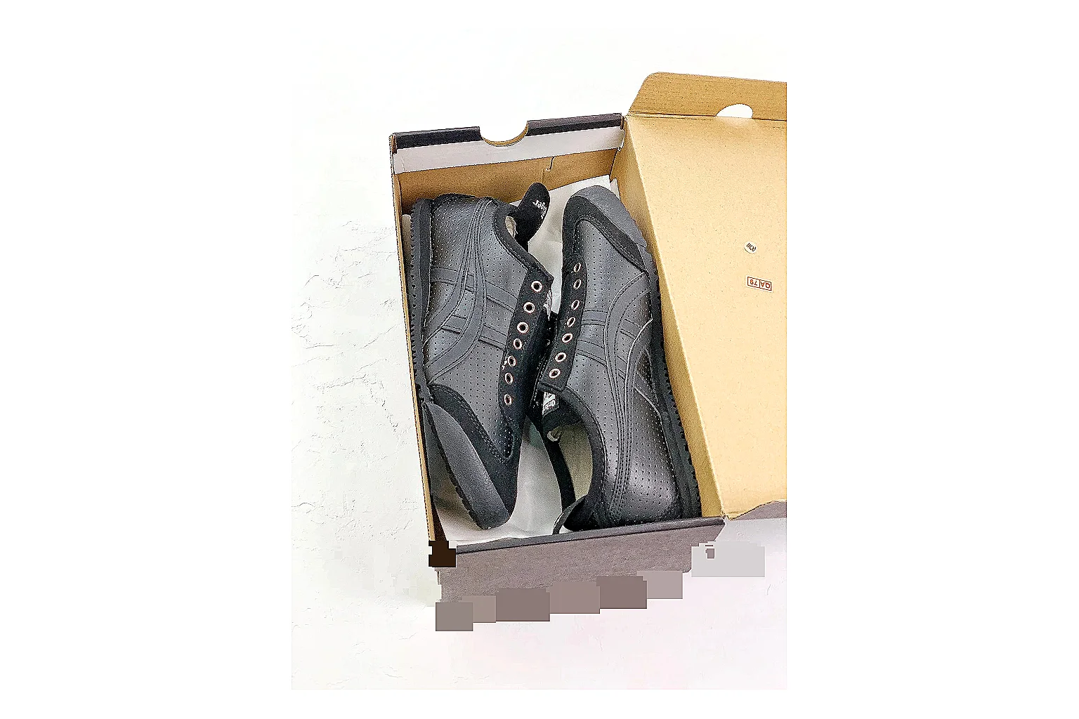 kakoscout.com Onitsuka Tiger Mexico 66 Black Gray comparison signal card six-photo gallery thumbnail 2