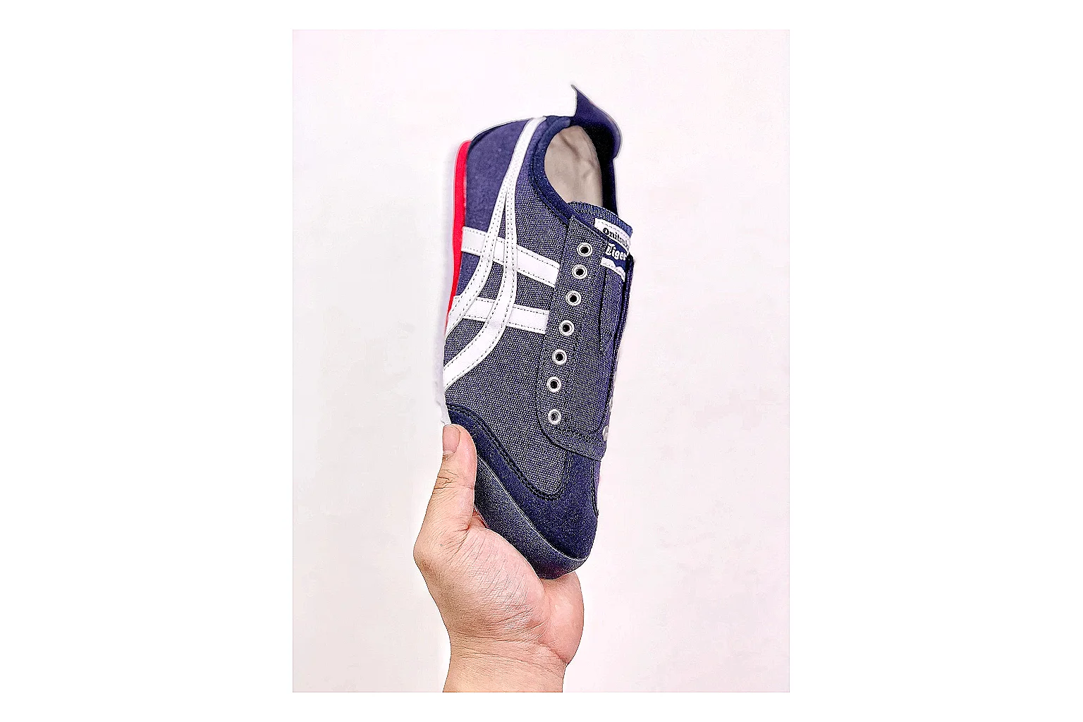 kakoscout.com Onitsuka Tiger Mexico 66 Navy Red comparison signal card six-photo gallery