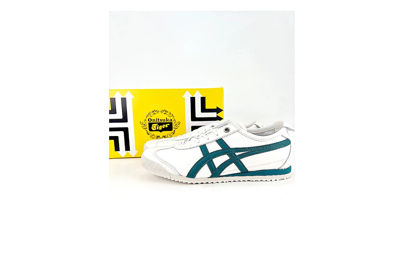 kakoscout.com Onitsuka Tiger Mexico 66 White Green comparison signal card six-photo gallery thumbnail 2