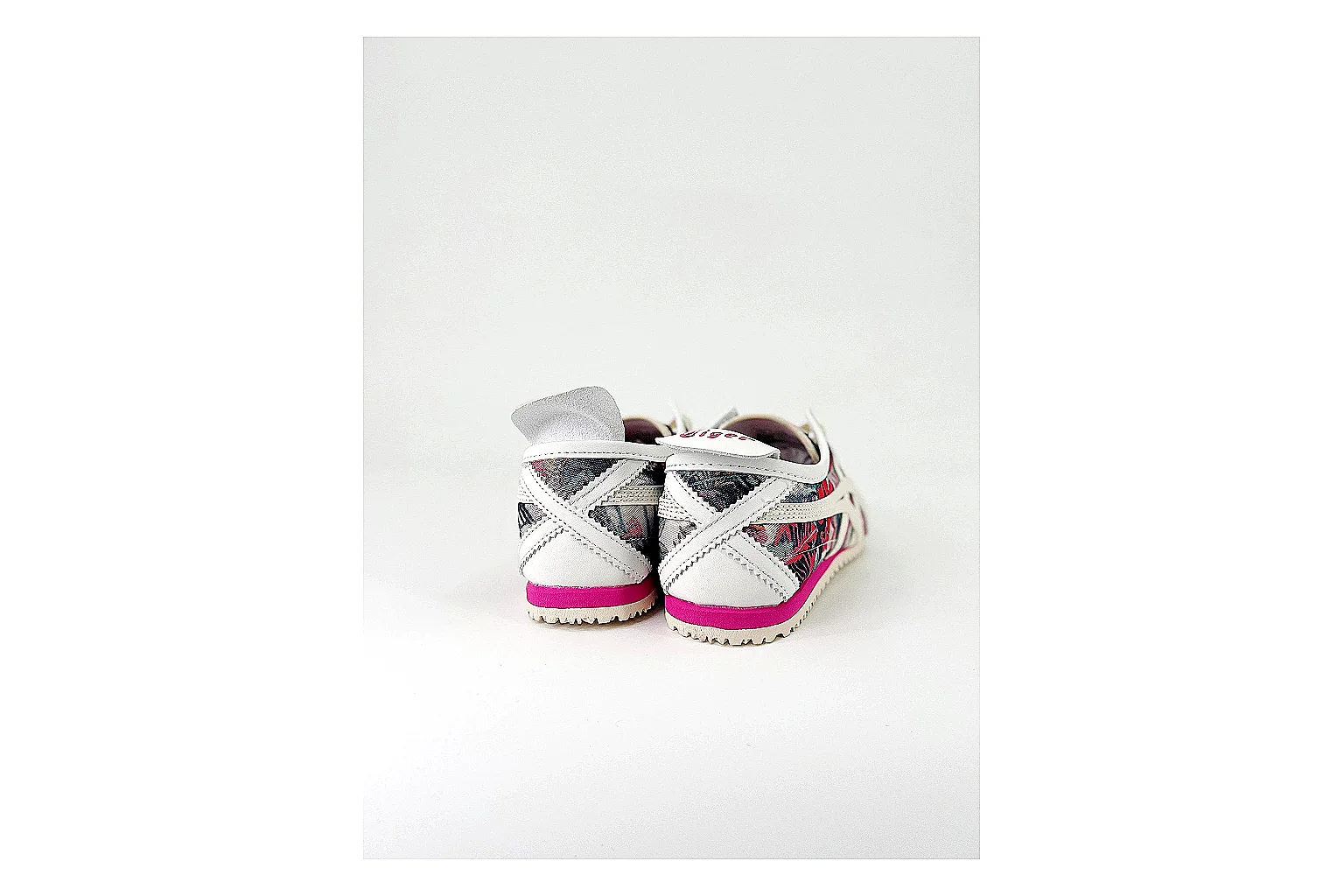 kakoscout.com Onitsuka Tiger Mexico 66 White Red comparison signal card six-photo gallery thumbnail 3