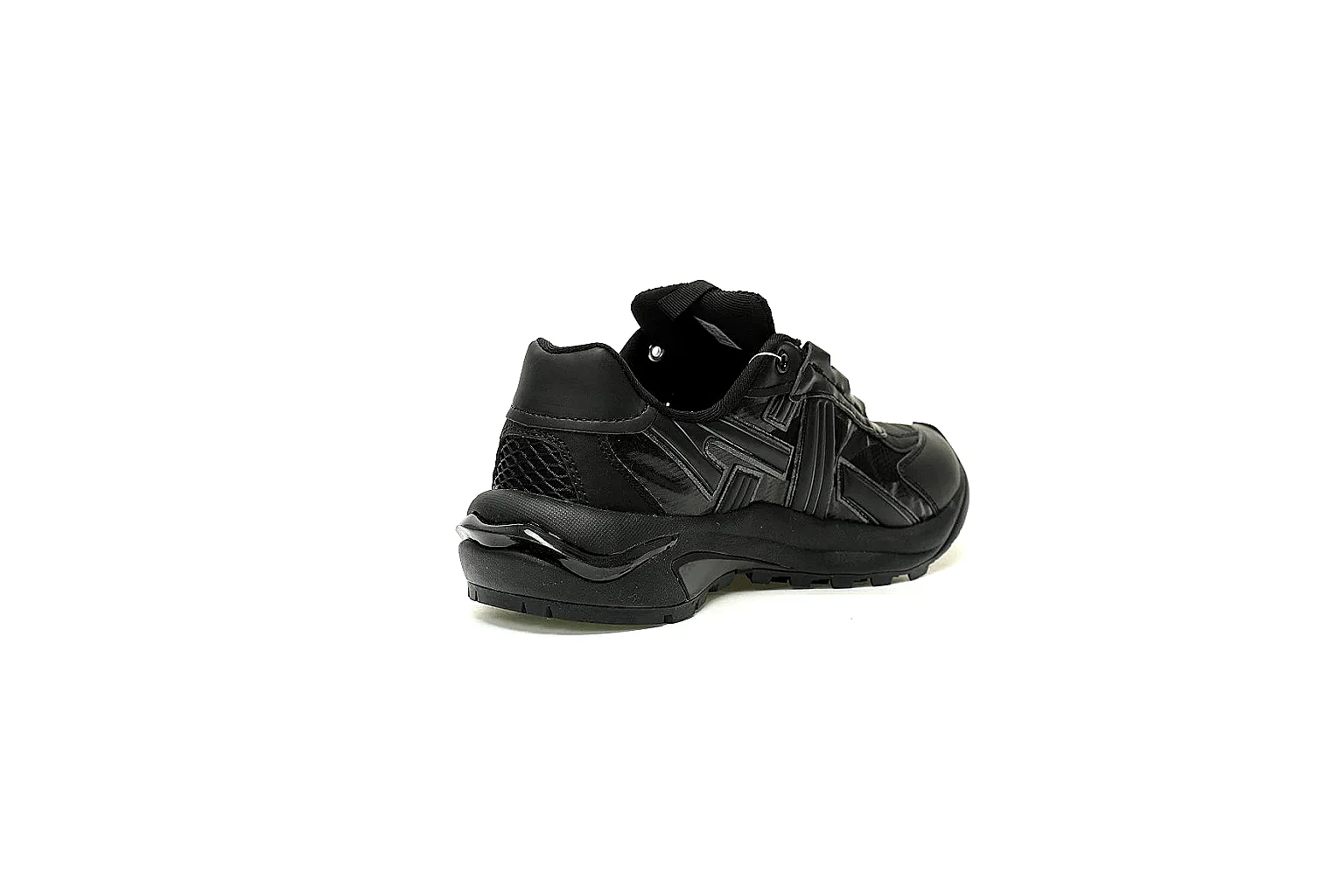 Onitsuka Tiger black utility trainer with side panels and rugged outsole QC reference