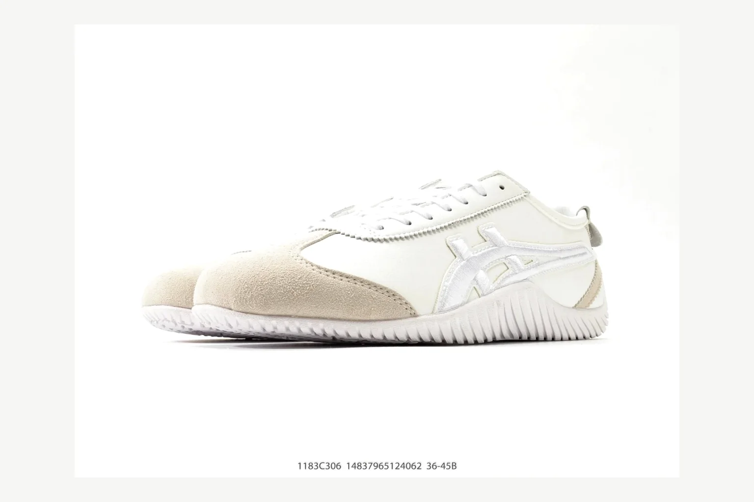 Onitsuka Tiger White Cream Sneaker comparison signal photo with white cream retro stripe low-top with mixed-material upper and low-profile shape thumbnail 4