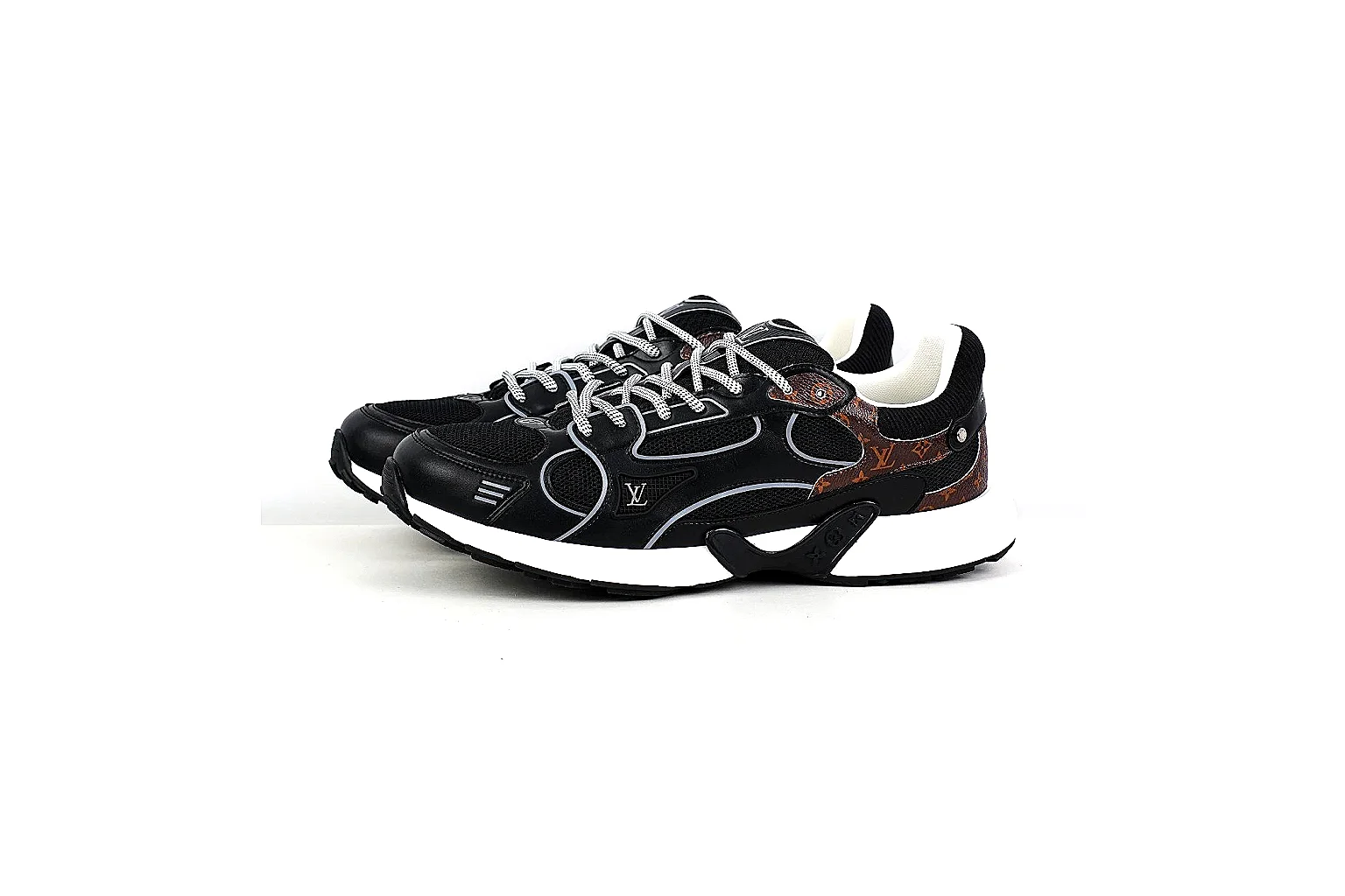 Kako Scout comparison images for Other Black Trainer thumbnail 2