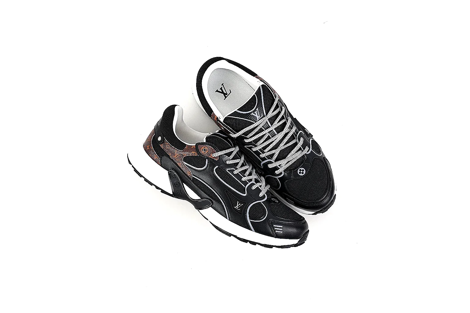Kako Scout comparison images for Other Black Trainer thumbnail 6