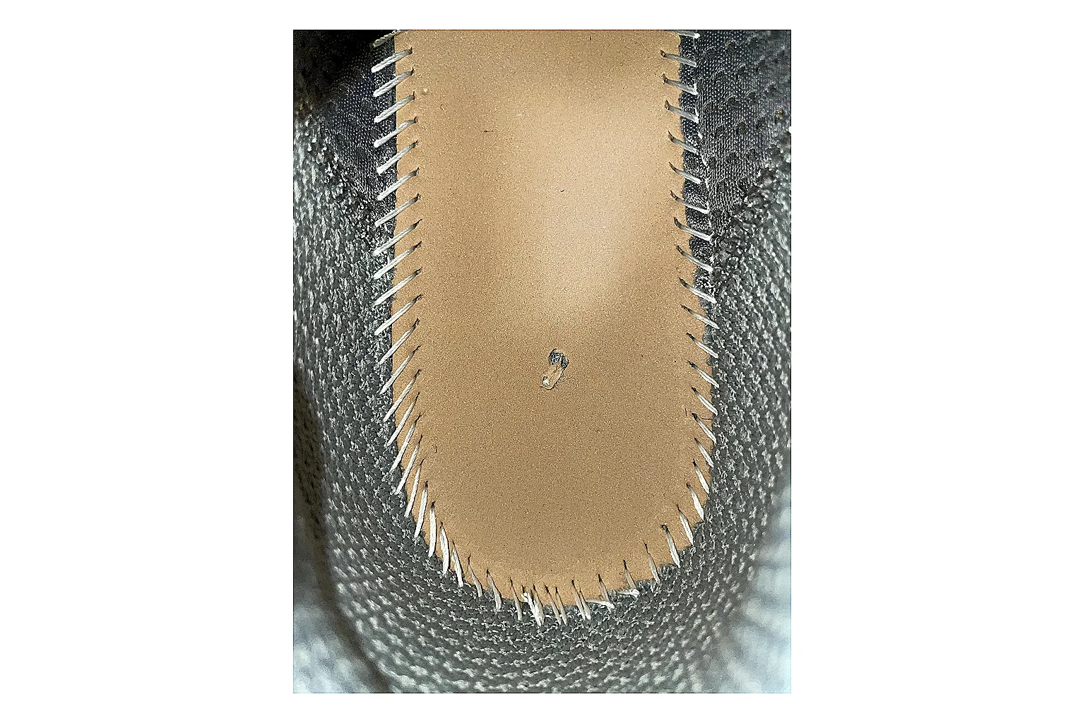 Casual Low-Top Sneaker 0679 comparison signal photo with casual low-top sneaker with clean paneling, textured upper and six-view gallery for daily streetwear styling plus side-profile shape, upper panel lines, and outsole detail thumbnail 5