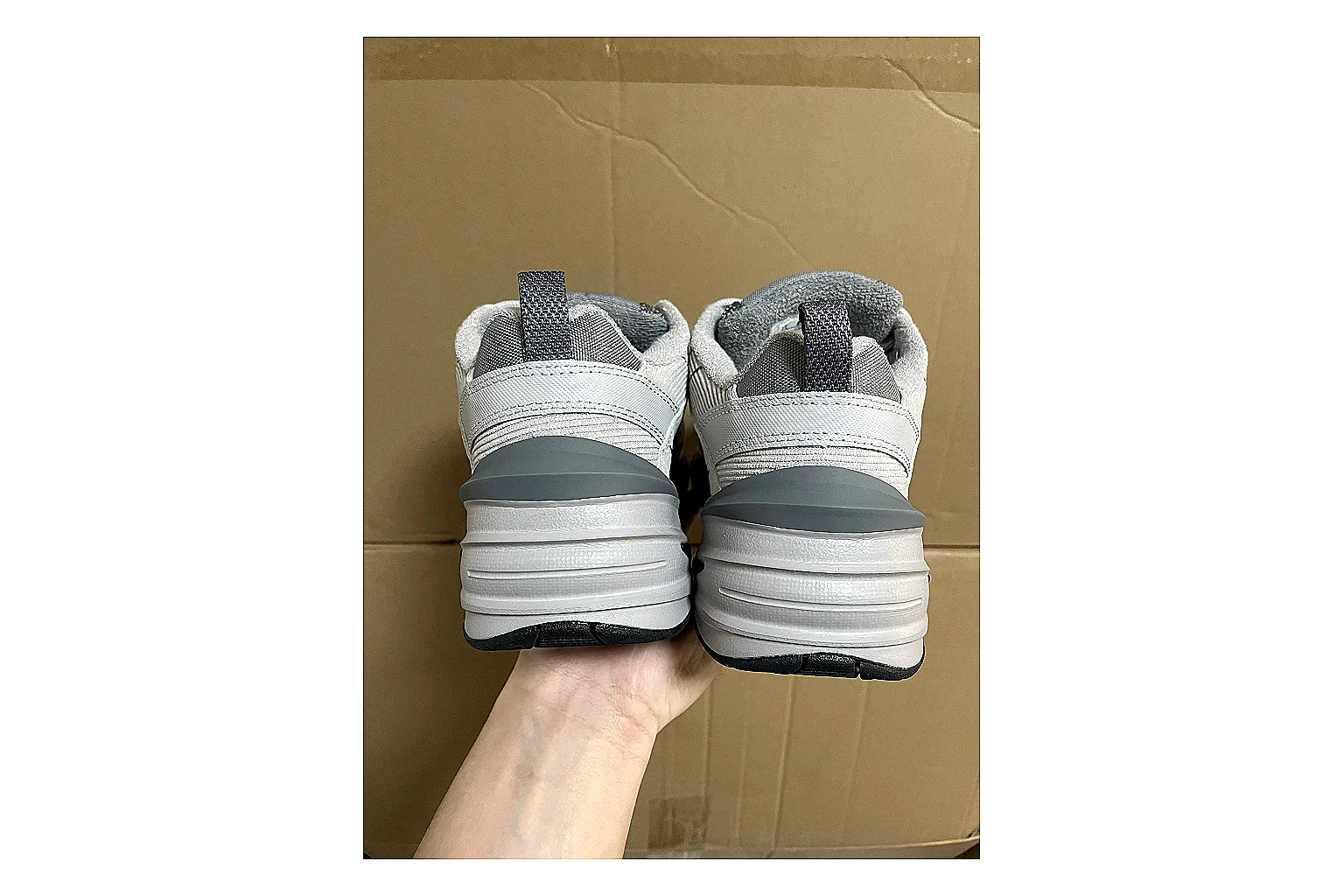 Casual Low-Top Sneaker 0703 comparison signal photo with red casual low-top with mixed-material upper and low-profile shape thumbnail 3