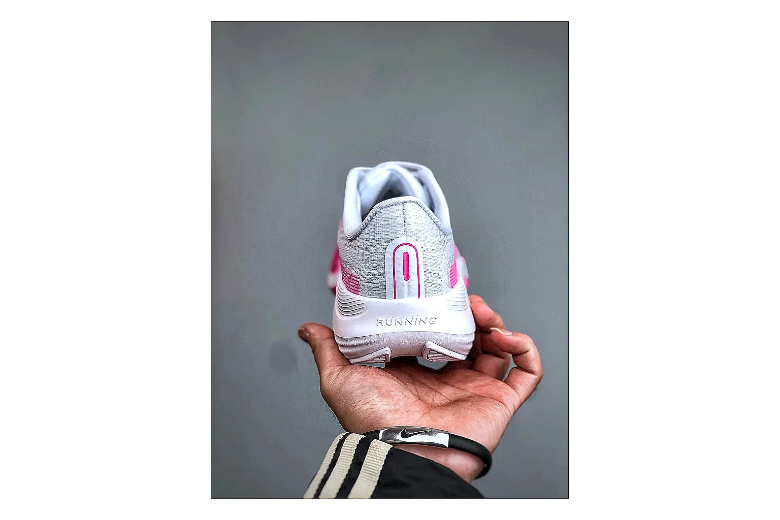 Casual Low-Top Sneaker 0765 comparison signal photo with casual low-top sneaker with clean paneling, textured upper and six-view gallery for daily streetwear styling plus side-profile shape, upper panel lines, and outsole detail thumbnail 2