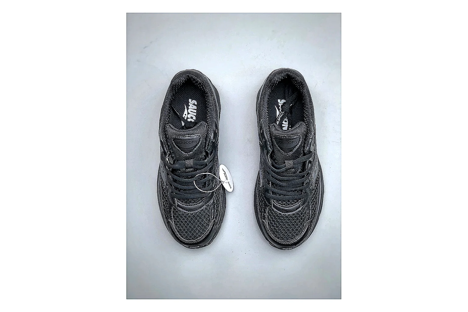 Casual Low-Top Sneaker 1003 comparison signal photo with red casual low-top with mixed-material upper and low-profile shape thumbnail 5