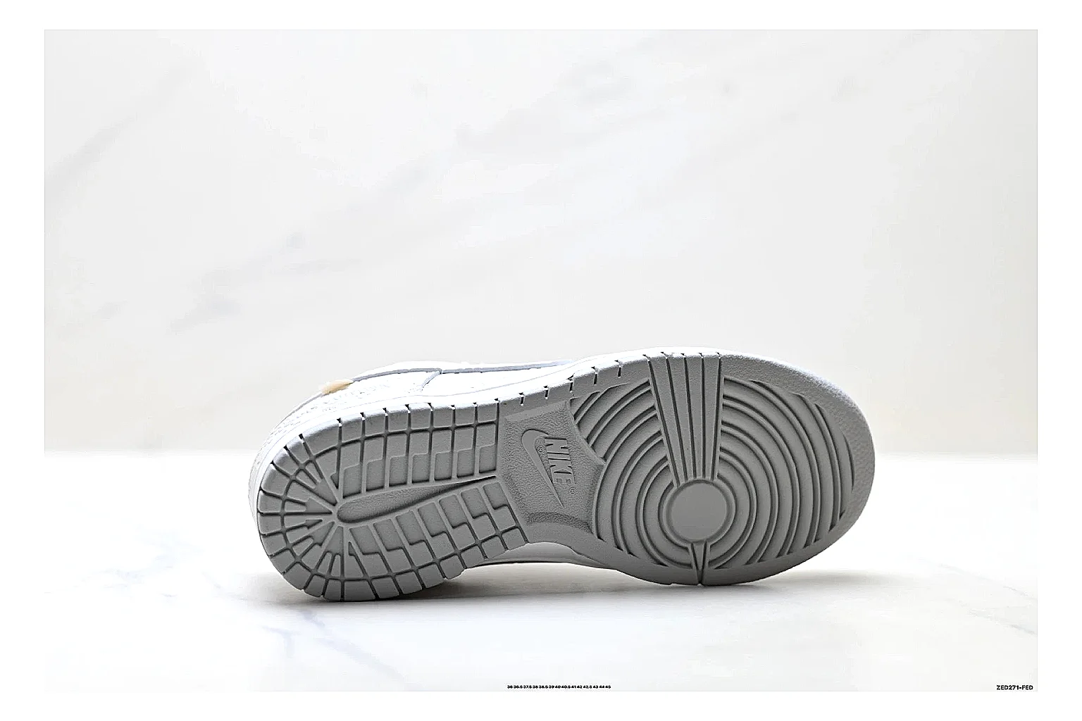 Other Casual Low-Top Sneaker 5147 comparison photo showing clean low-top construction, textured upper finish, simple streetwear shape, and six-angle product gallery thumbnail 4