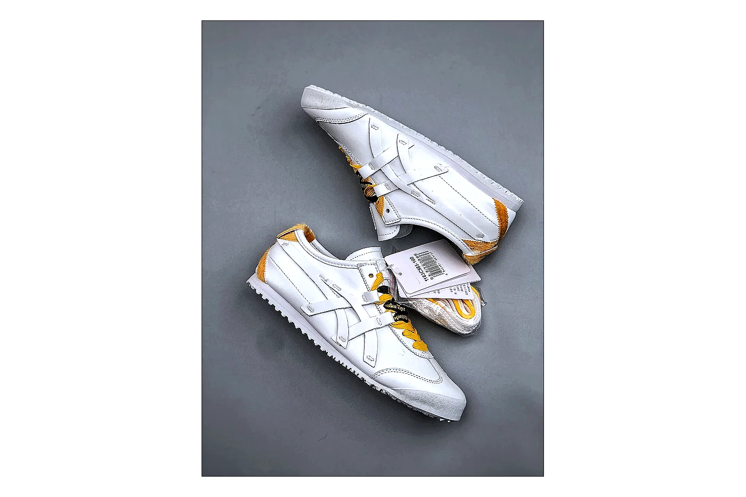 Casual Low-Top Sneaker 5234 comparison signal photo with casual low-top sneaker with clean paneling, textured upper and six-view gallery for daily streetwear styling plus side-profile shape, upper panel lines, and outsole detail thumbnail 4
