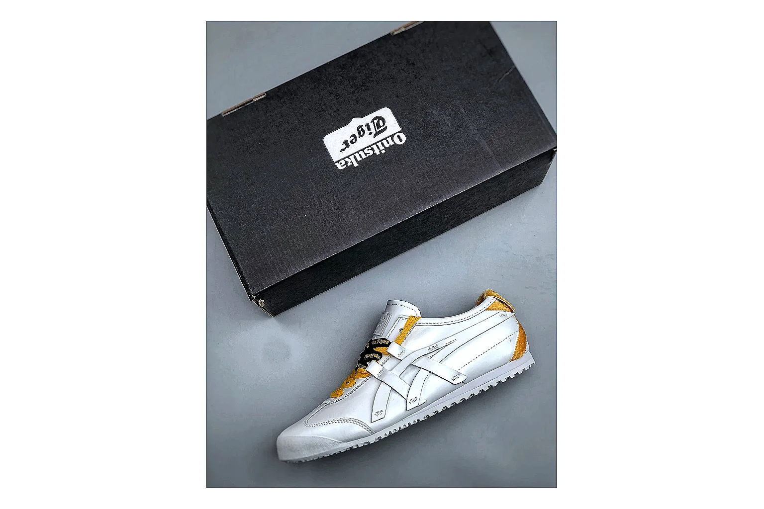 Casual Low-Top Sneaker 5234 comparison signal photo with casual low-top sneaker with clean paneling, textured upper and six-view gallery for daily streetwear styling plus side-profile shape, upper panel lines, and outsole detail thumbnail 6