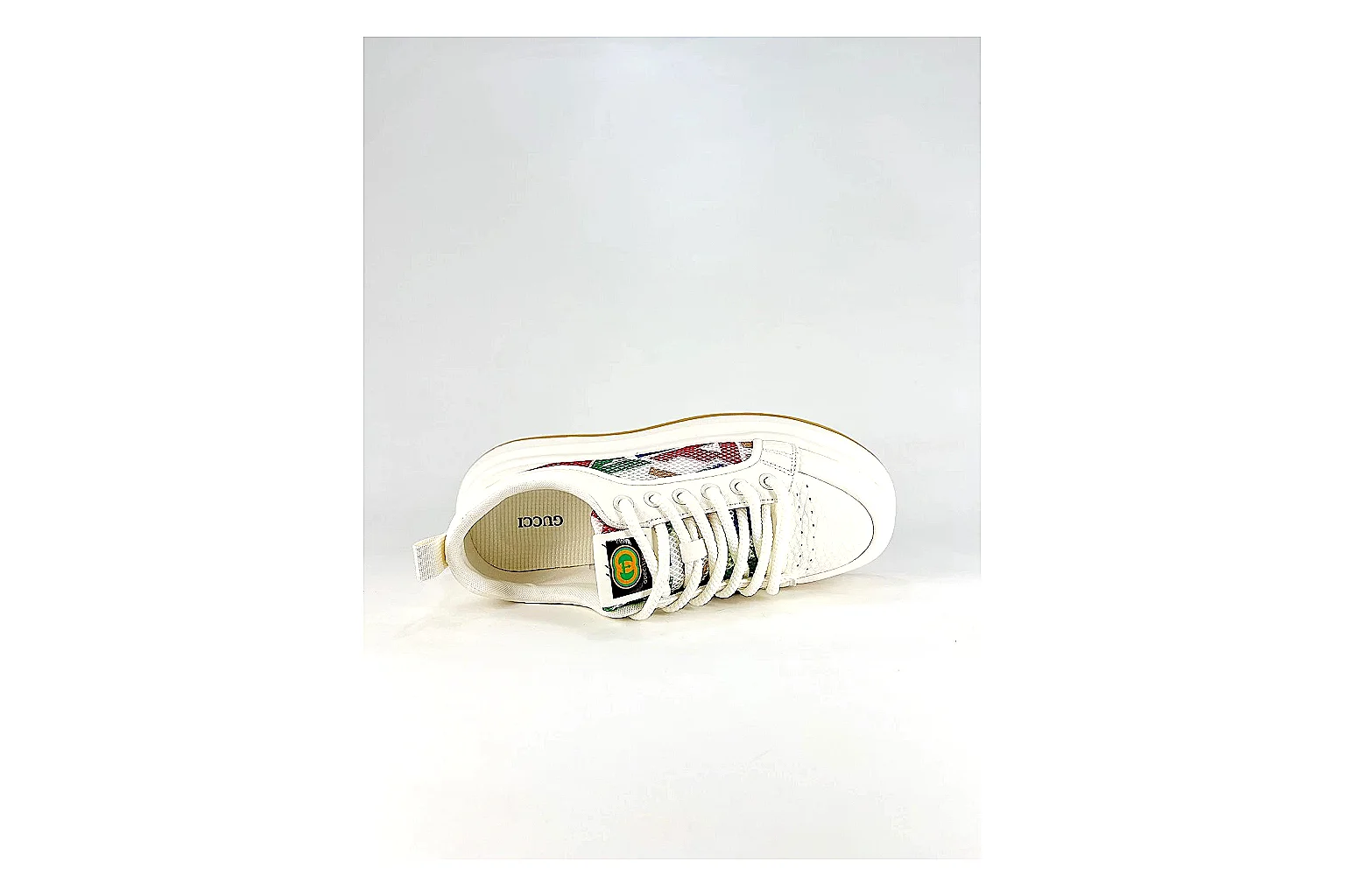 Casual Low-Top Sneaker 5251 comparison signal photo with red casual low-top with mixed-material upper and low-profile shape thumbnail 2