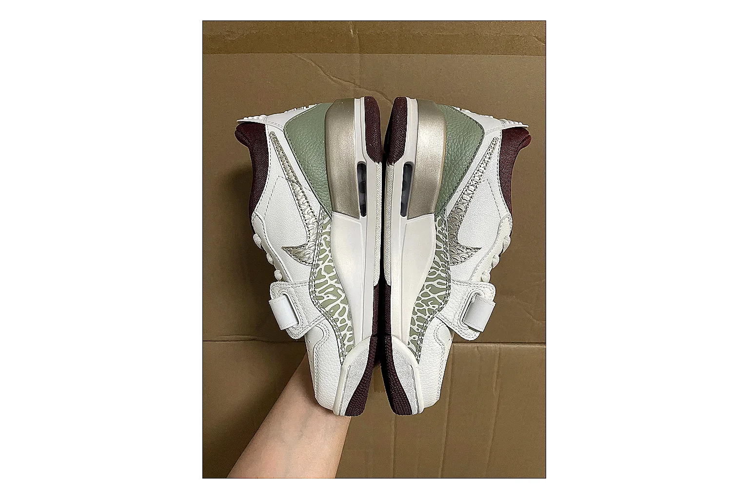 Casual Low-Top Sneaker 5864 comparison signal photo with casual low-top sneaker with clean paneling, textured upper and six-view gallery for daily streetwear styling plus side-profile shape, upper panel lines, and outsole detail thumbnail 5