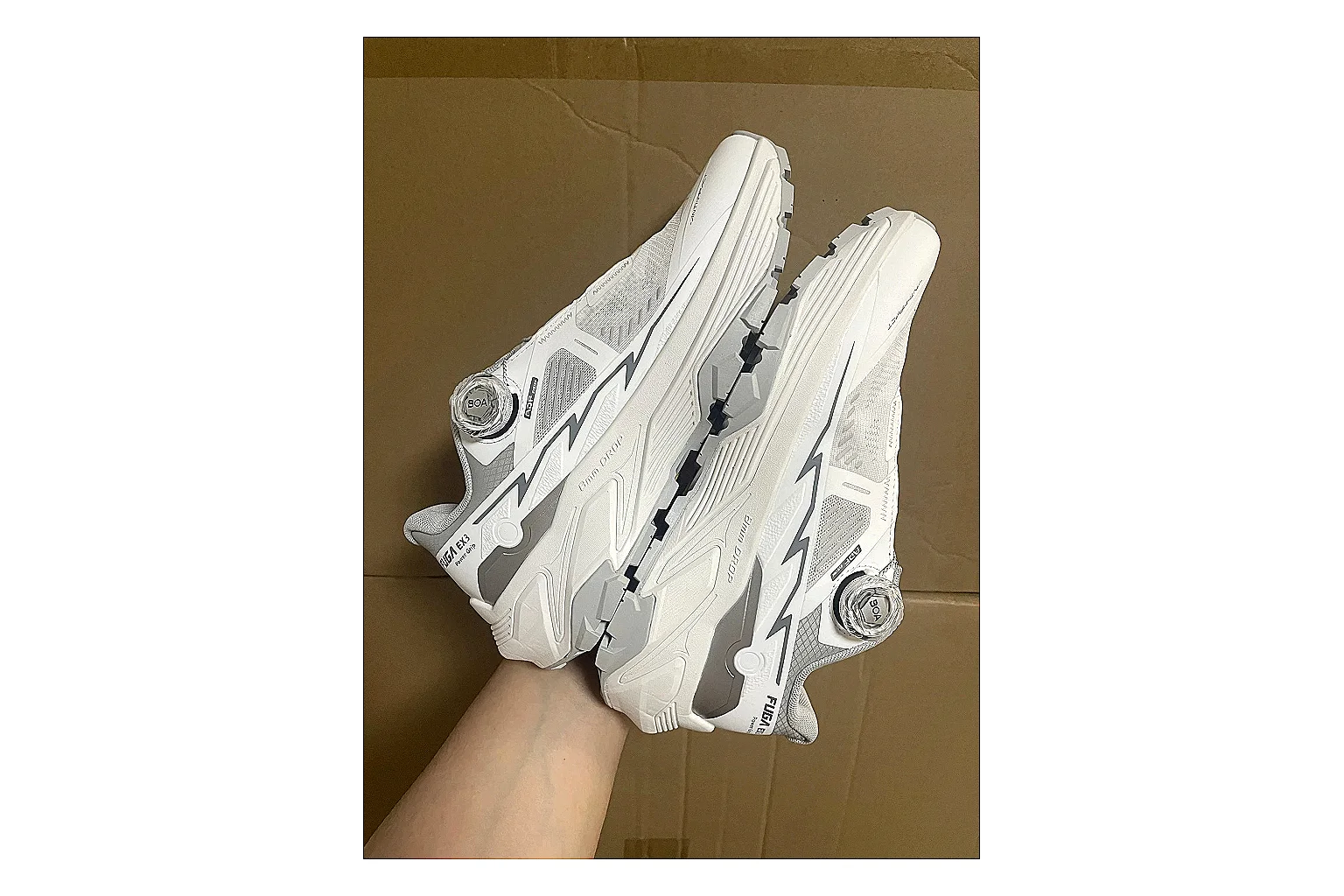 Casual Low-Top Sneaker 6472 comparison signal image SKU 1095506472 thumbnail 2