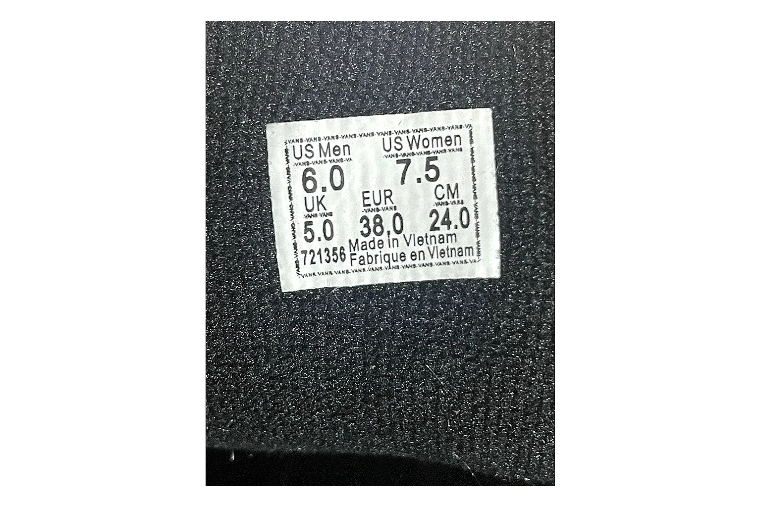 Casual Low-Top Sneaker 7560 comparison signal photo with casual low-top sneaker with clean paneling, textured upper and six-view gallery for daily streetwear styling plus side-profile shape, upper panel lines, and outsole detail thumbnail 2