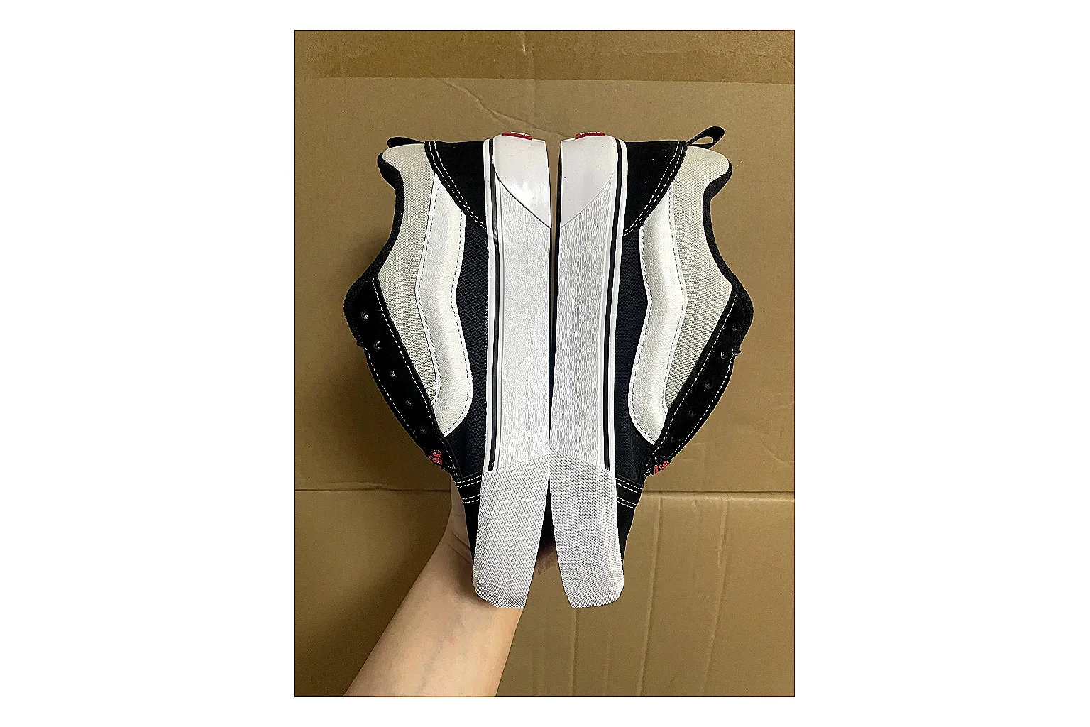 Casual Low-Top Sneaker 7560 comparison signal photo with casual low-top sneaker with clean paneling, textured upper and six-view gallery for daily streetwear styling plus side-profile shape, upper panel lines, and outsole detail thumbnail 6