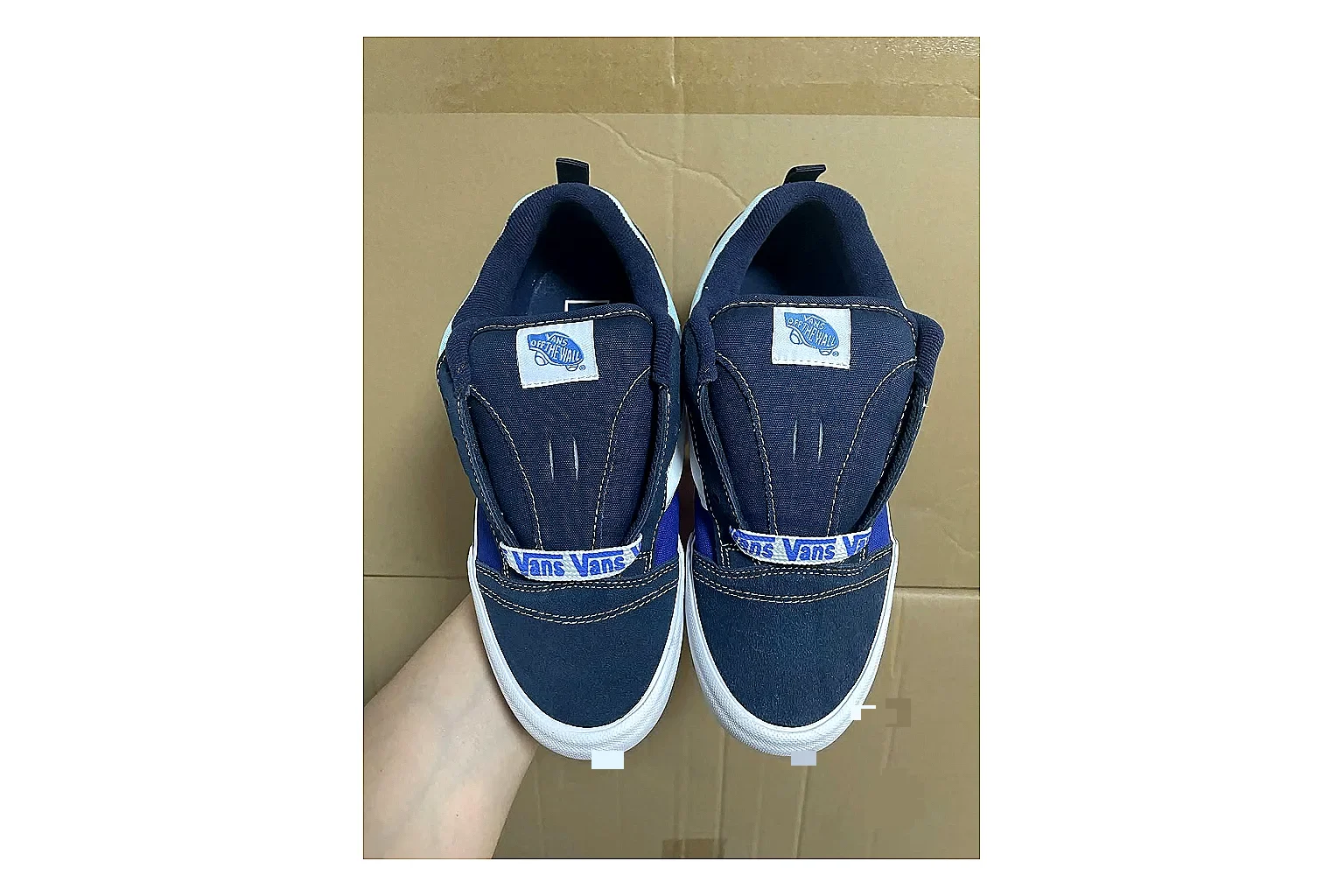 Casual Low-Top Sneaker 7604 comparison signal image SKU 1095507604