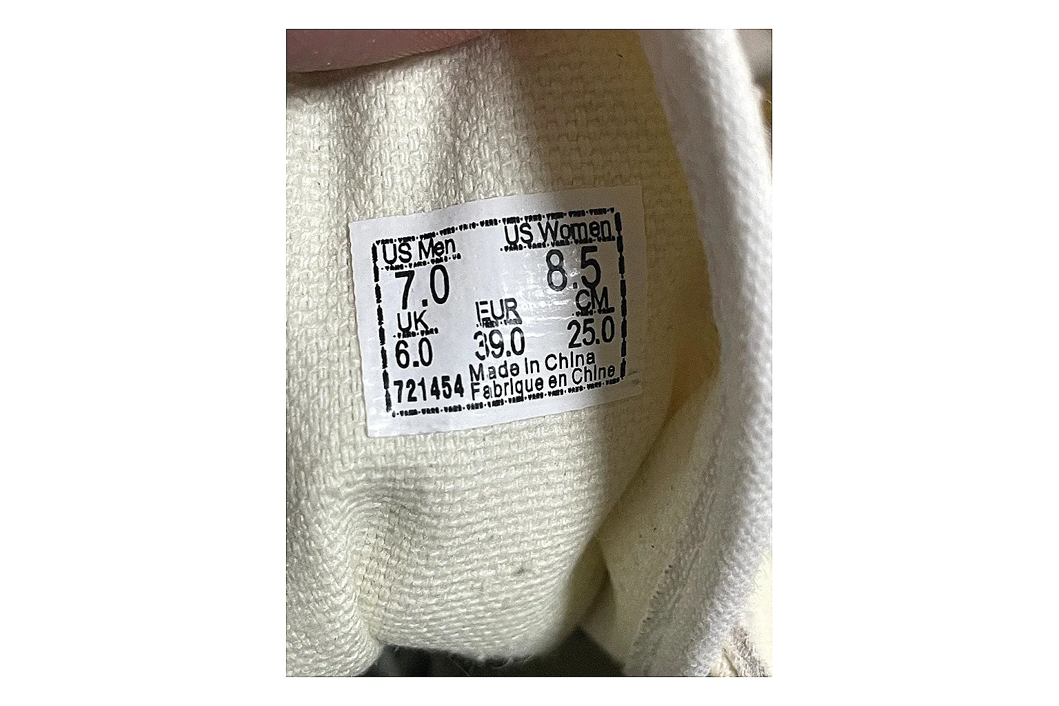 Casual Low-Top Sneaker 7783 comparison signal image SKU 1095507783 thumbnail 2