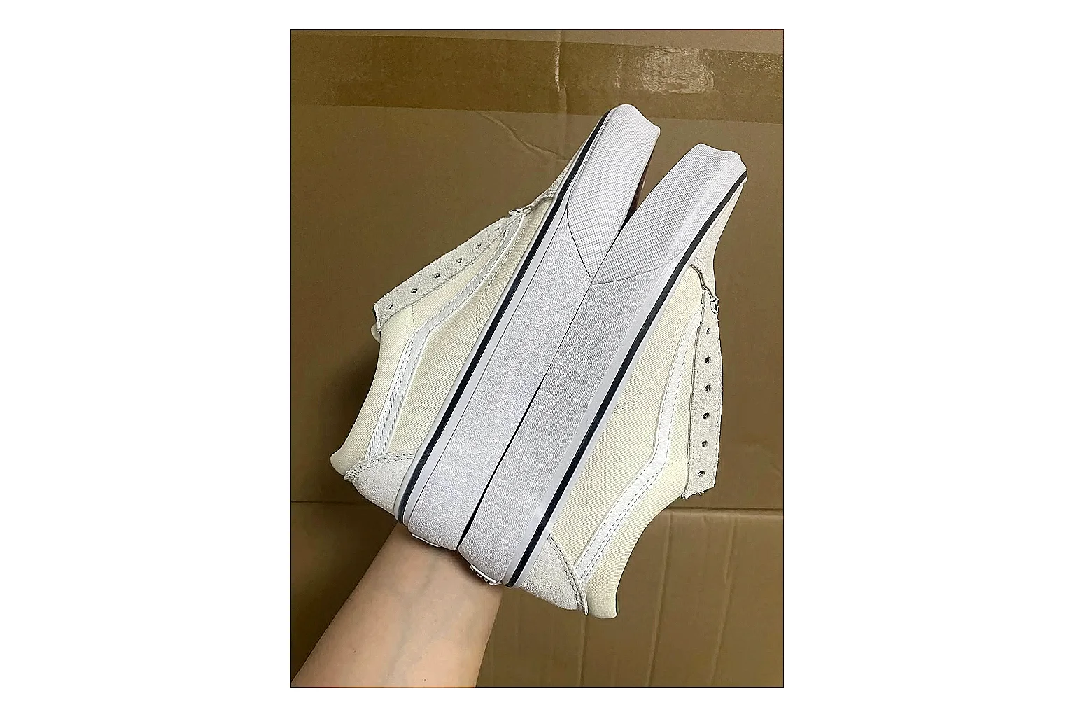 Casual Low-Top Sneaker 7783 comparison signal image SKU 1095507783 thumbnail 3