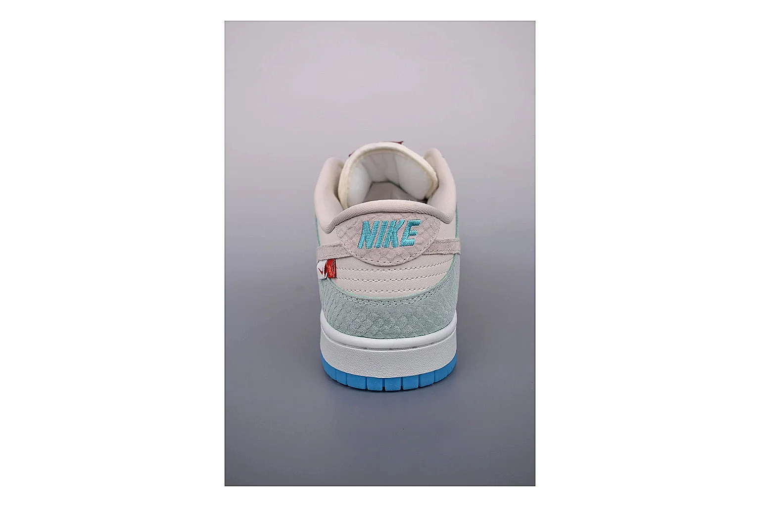 Casual Low-Top Sneaker 9742 comparison signal photo with casual low-top sneaker with clean paneling, textured upper and six-view gallery for daily streetwear styling plus side-profile shape, upper panel lines, and outsole detail thumbnail 3