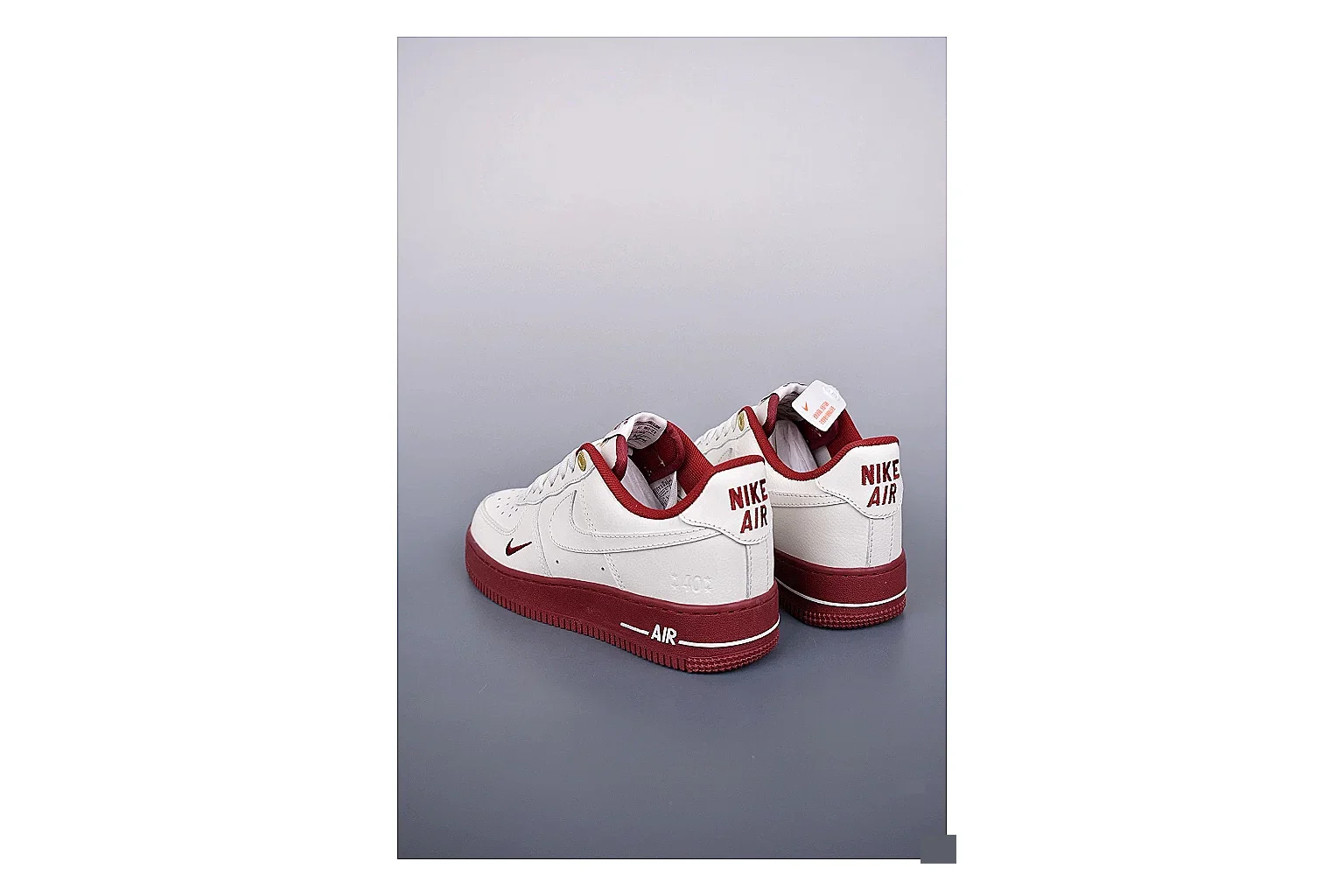 Casual Low-Top Sneaker 9744 comparison signal image SKU 1156009744