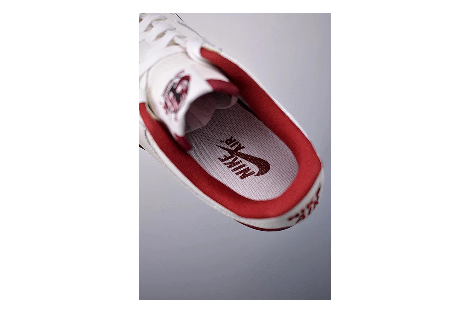 Casual Low-Top Sneaker 9744 comparison signal image SKU 1156009744 thumbnail 4