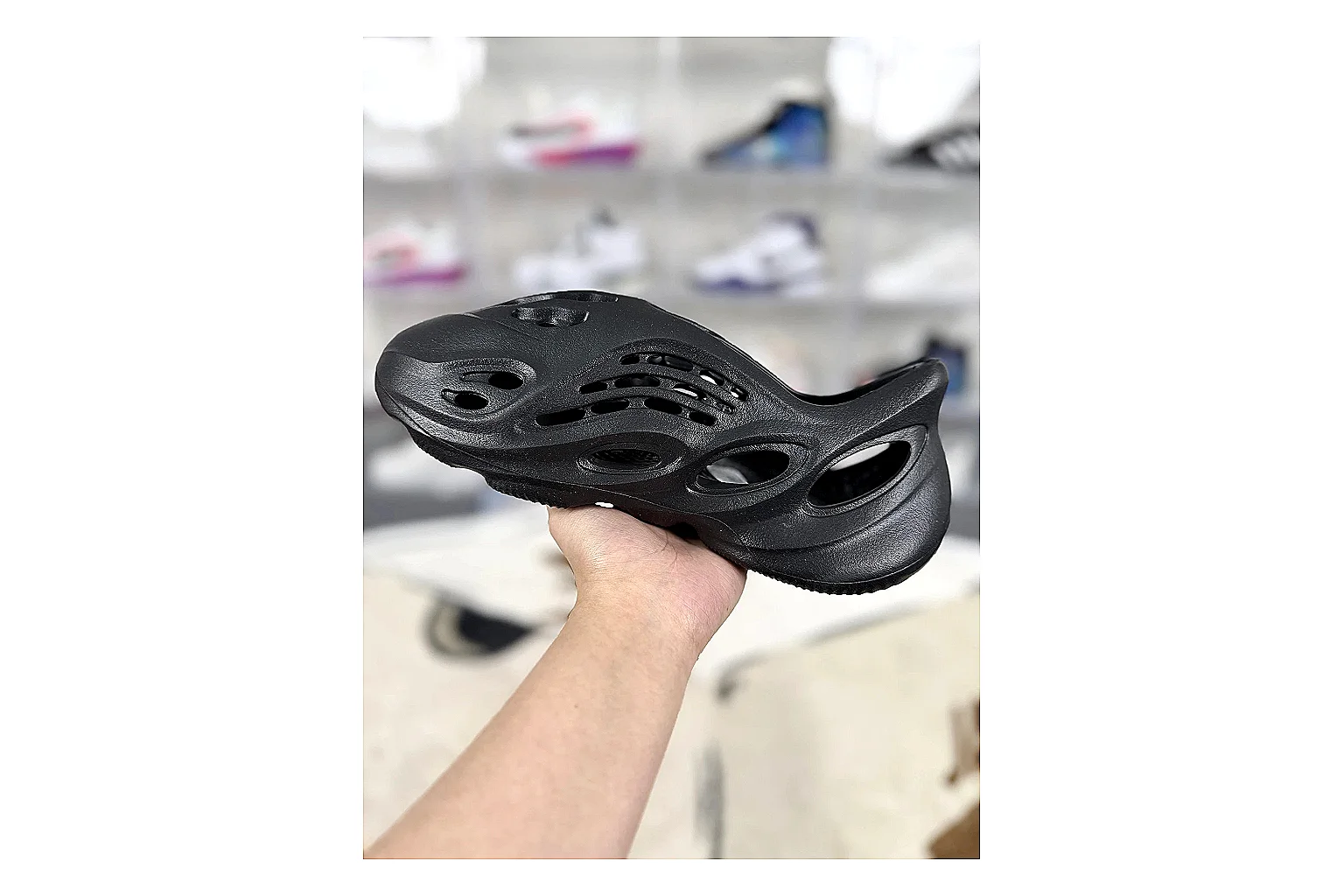 Daily Style Mixed Sneakers comparison signal image SKU 1194923194 thumbnail 6