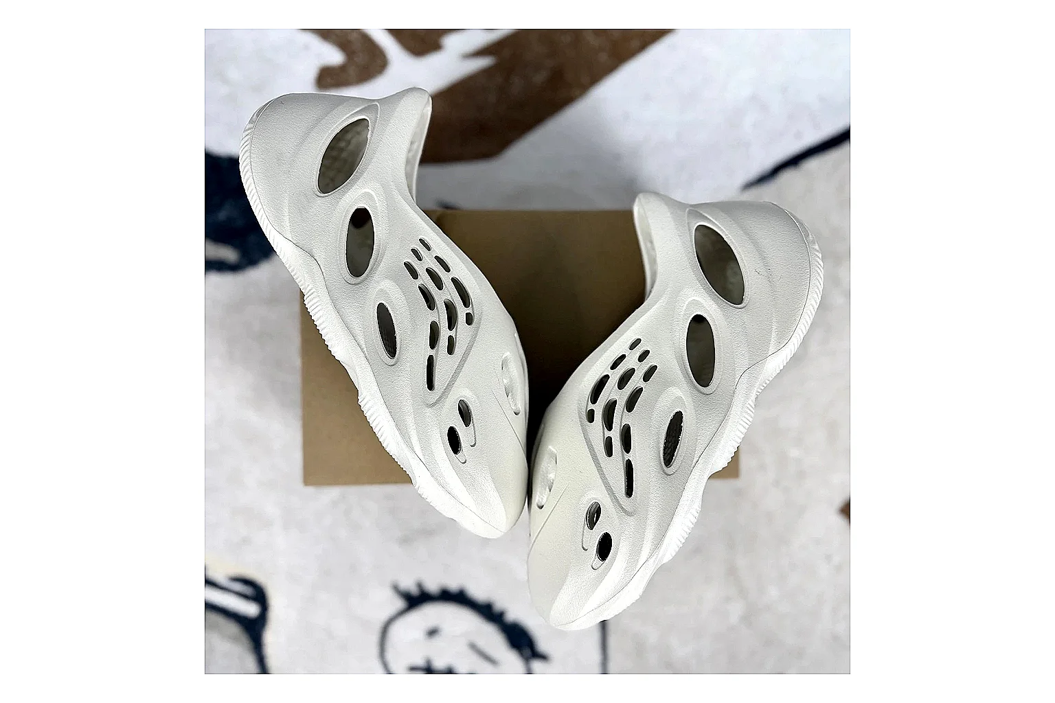 Daily Style Mixed Sneakers comparison signal image SKU 1194923209 thumbnail 4