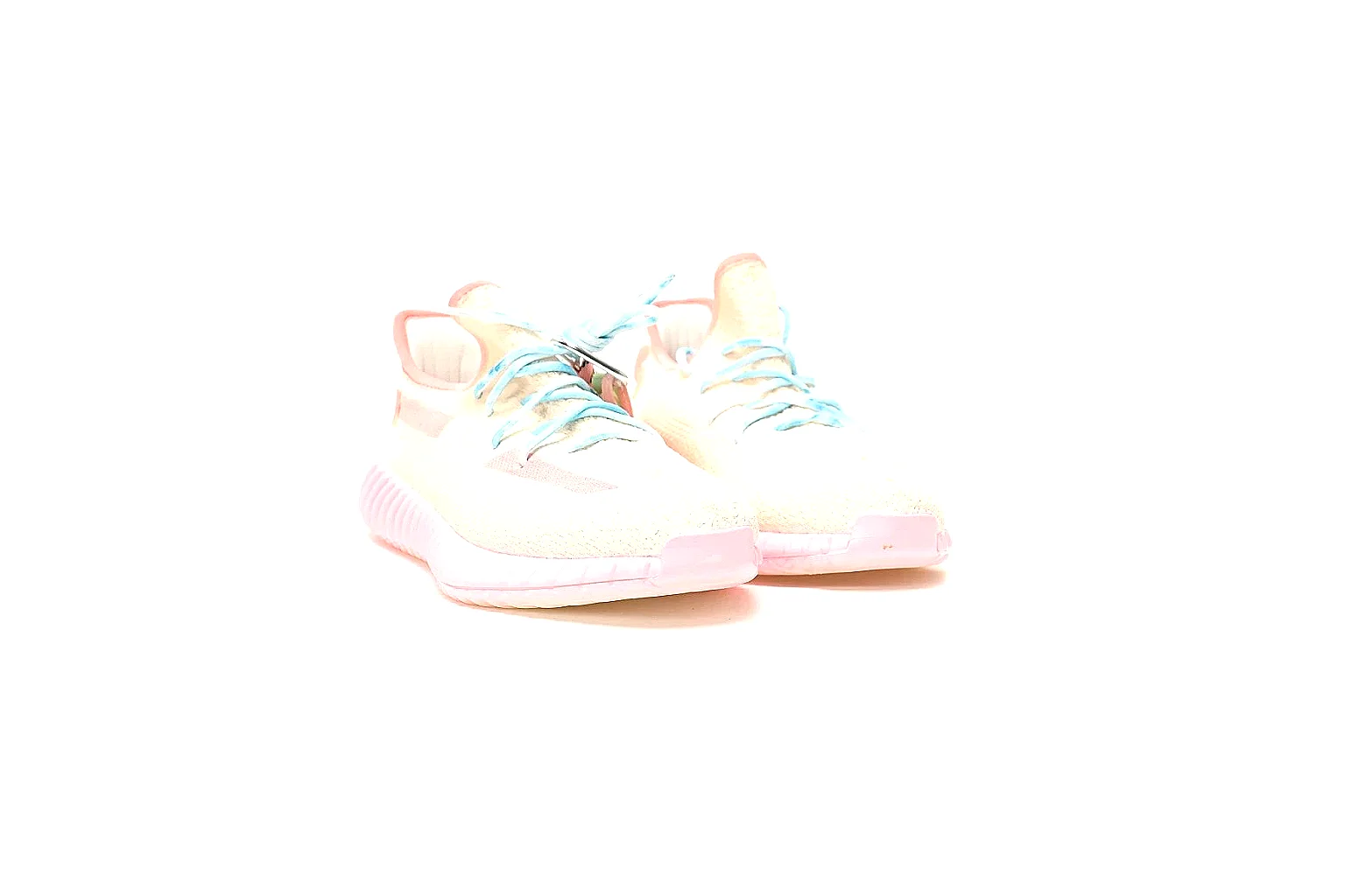 Pastel cream knit runner with blue laces and pink ribbed sole for QC comparison thumbnail 4