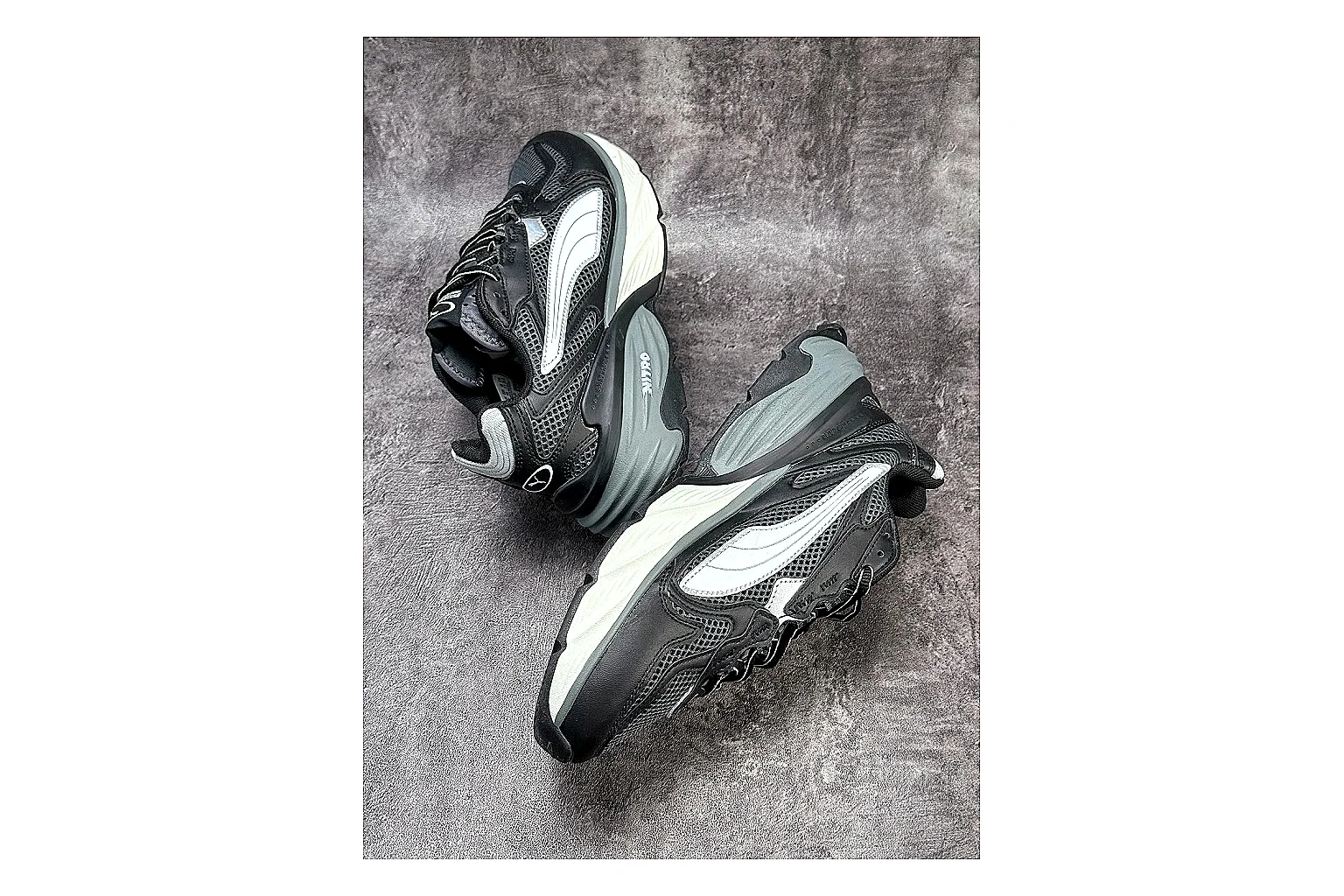 Puma Fade Mixed Sneakers comparison signal image SKU 1182167288 thumbnail 2