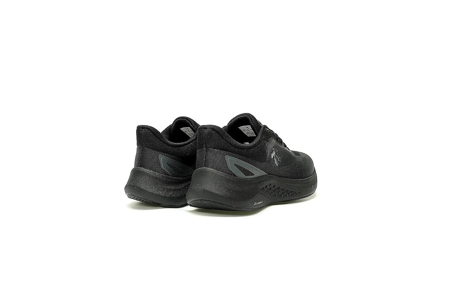 Kako Scout comparison images for Other Black Runner Sneaker thumbnail 5