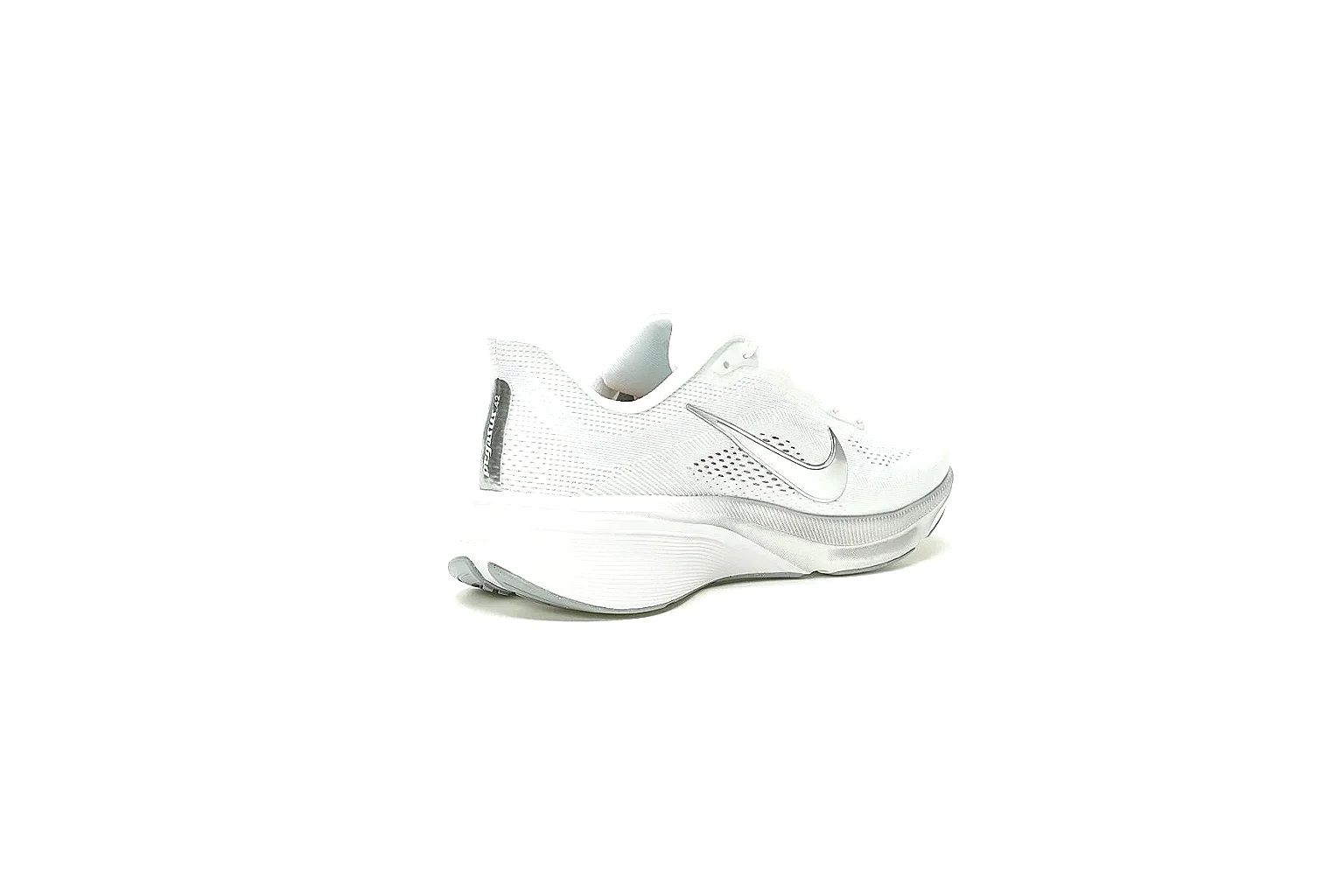 Kako Scout comparison images for Other White Gray Runner Sneaker thumbnail 6