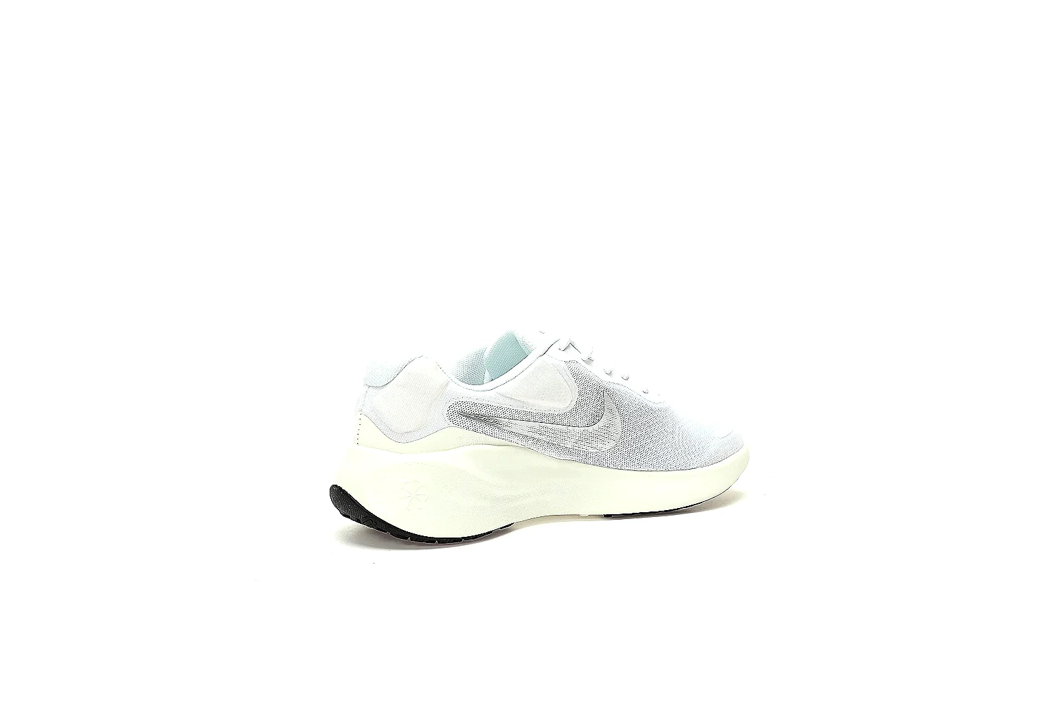 Kako Scout comparison images for Other White Gray Runner Sneaker thumbnail 2
