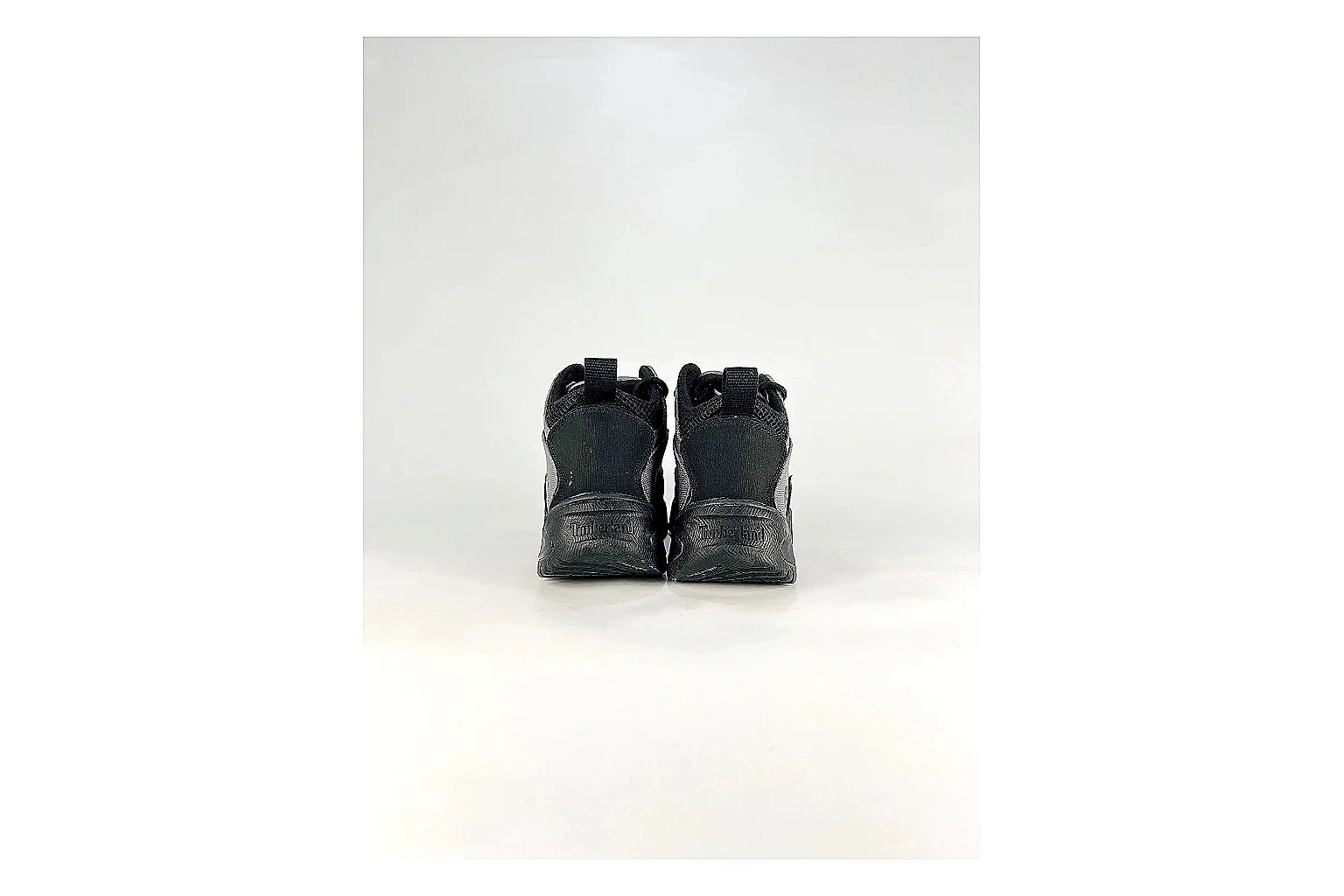 Timberland Motion Access Black Gray Sneakers comparison signal photo with black gray outdoor sneakers with mesh-leather texture, side-profile shape, upper panel lines, and outsole detail thumbnail 3
