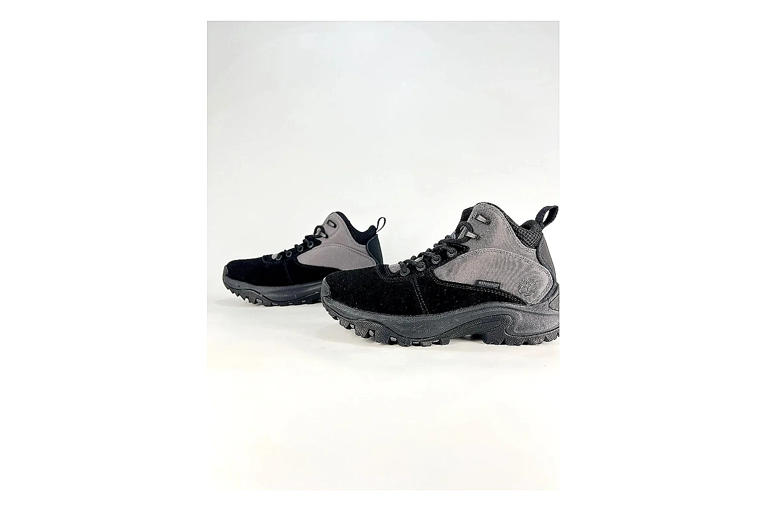 Timberland Motion Access Black Gray Sneakers comparison signal photo with black gray outdoor sneakers with mesh-leather texture, side-profile shape, upper panel lines, and outsole detail thumbnail 5